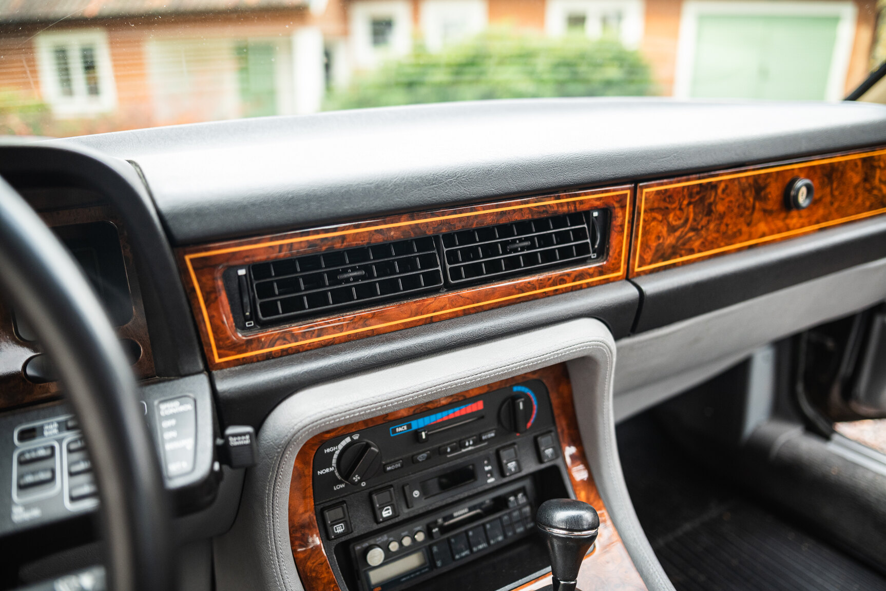 Interior image of 1988 Jaguar XJ Sovereign
