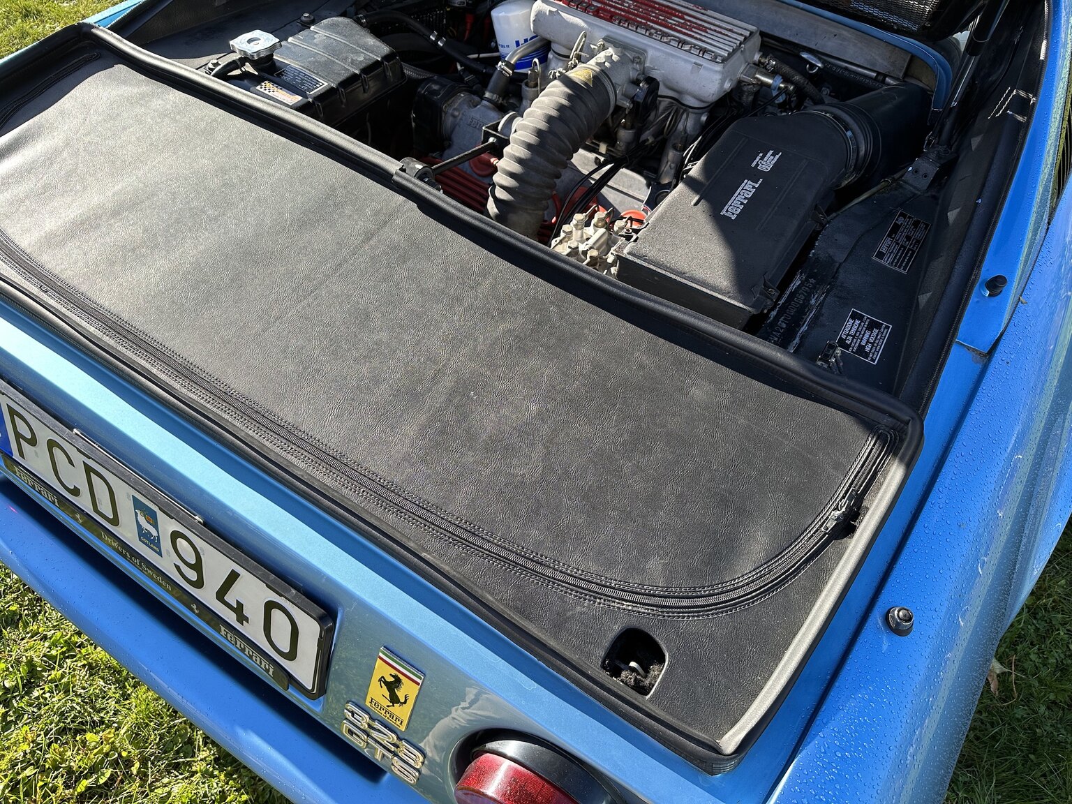Innenraumfoto von 1986 Ferrari 328 GTS