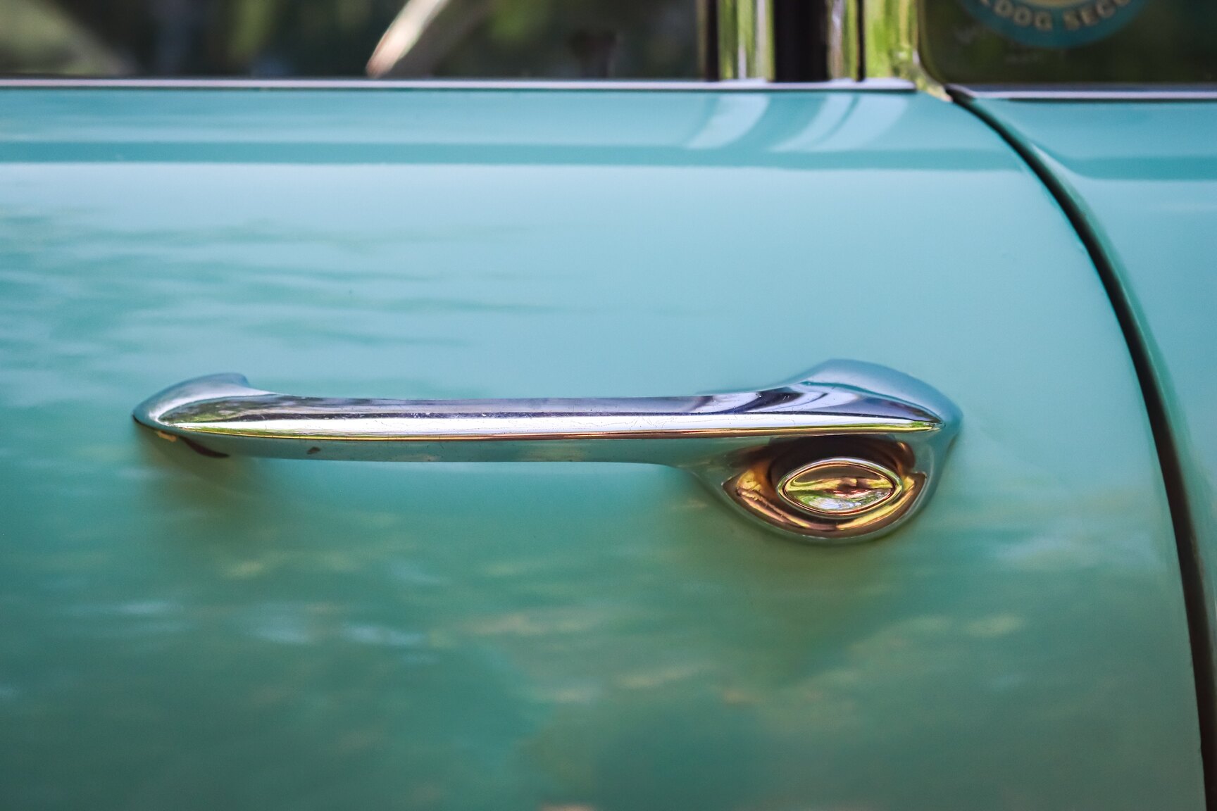 Exterior image of 1958 Pontiac Bonneville