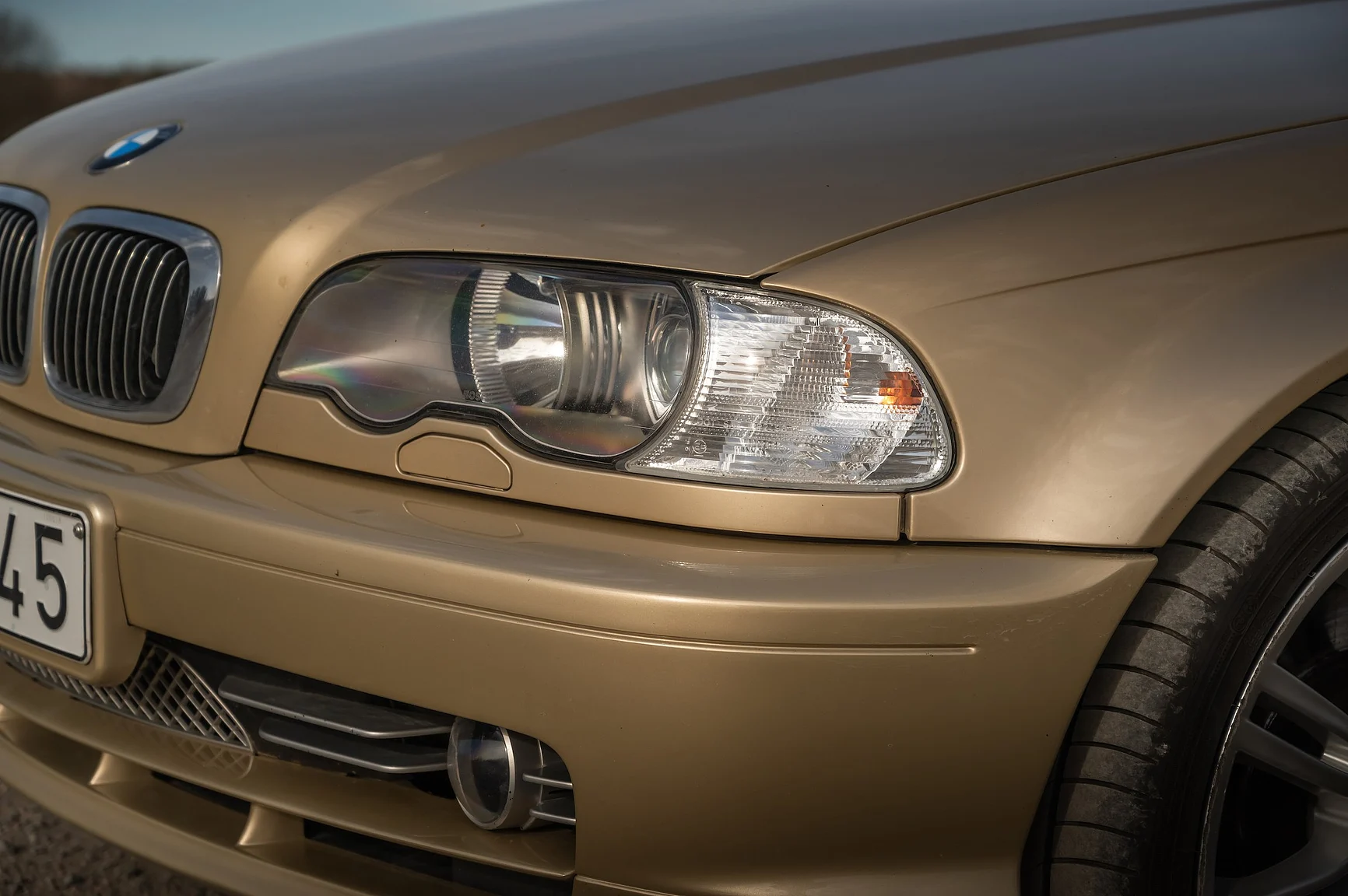 Exteriörbild på 2001 BMW 330 Ci (52)