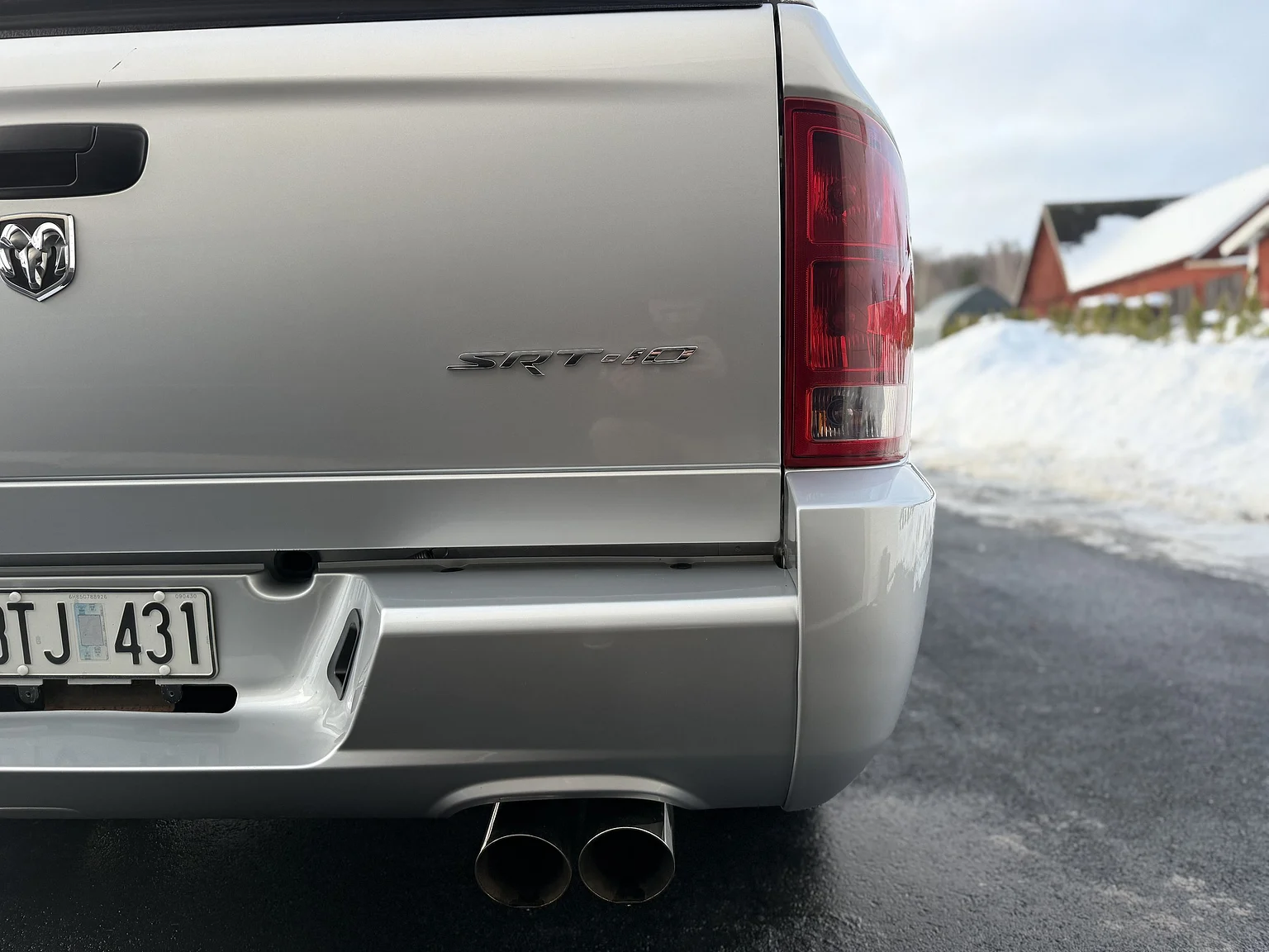 Exteriörbild på 2005 Dodge RAM SRT-10 Regular Cab Manual  (33)