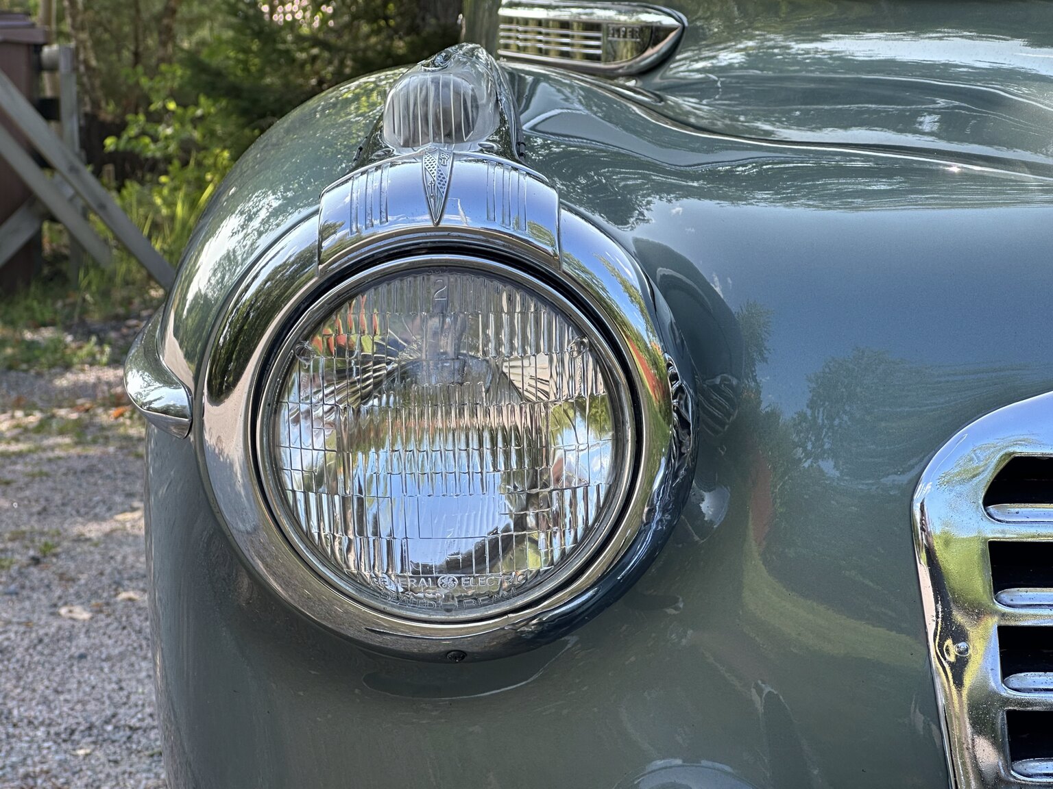Exterior image of Buick Sedan Special 8