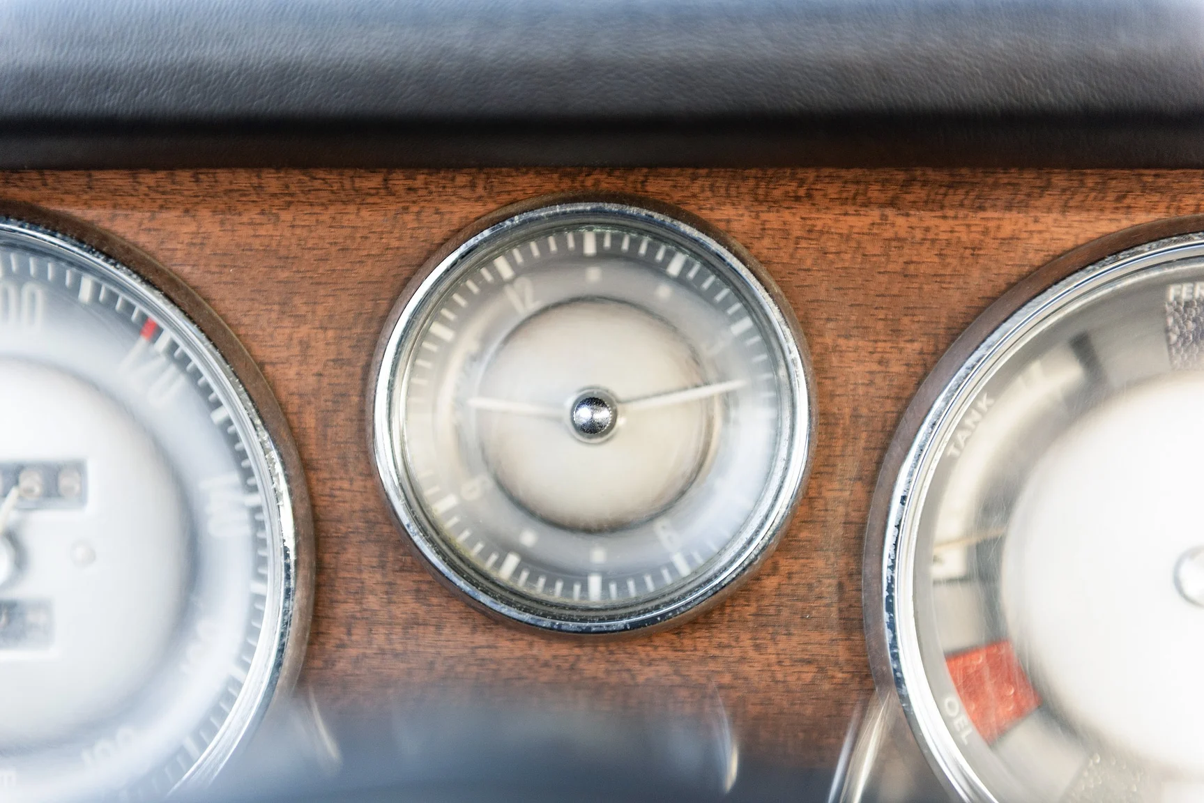 Innenraumfoto von 1964 BMW 1800 (5)