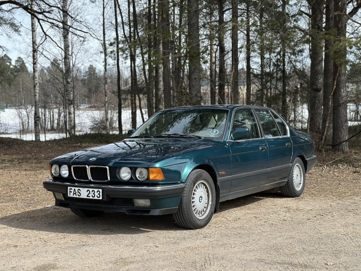 Exteriörbild på 1992 BMW 740iA