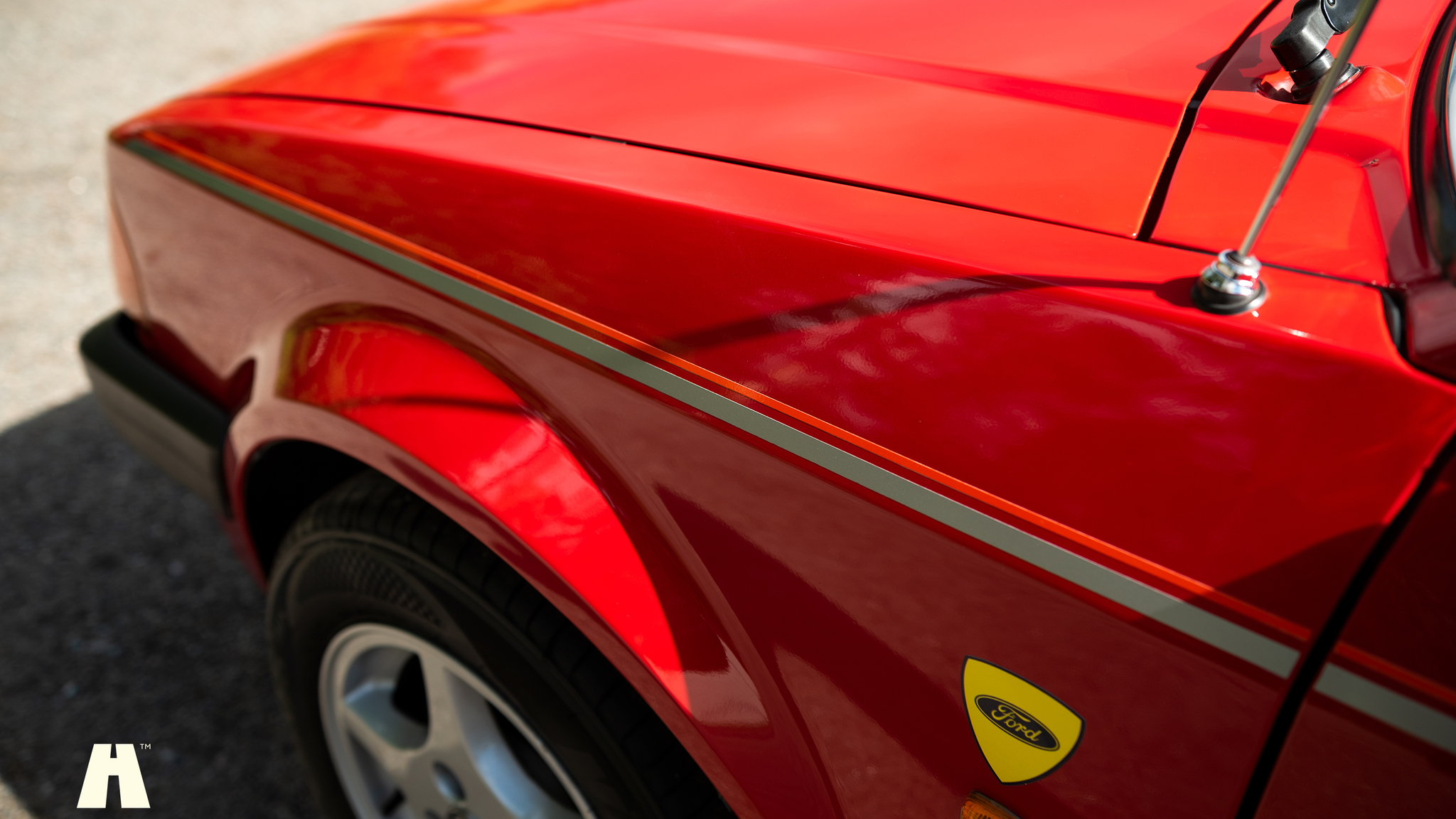 Exteriörbild på 1986 Ford Escort 1.6 Hatchback 3-door  (49)