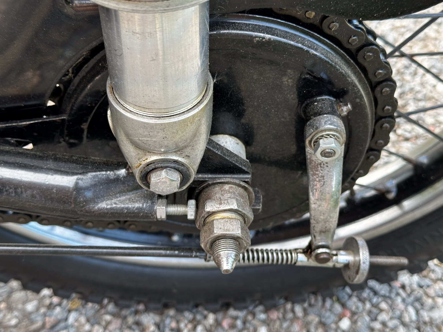 Image of 1952 AJS 16MS 350cc Matchless-replica mechanics
