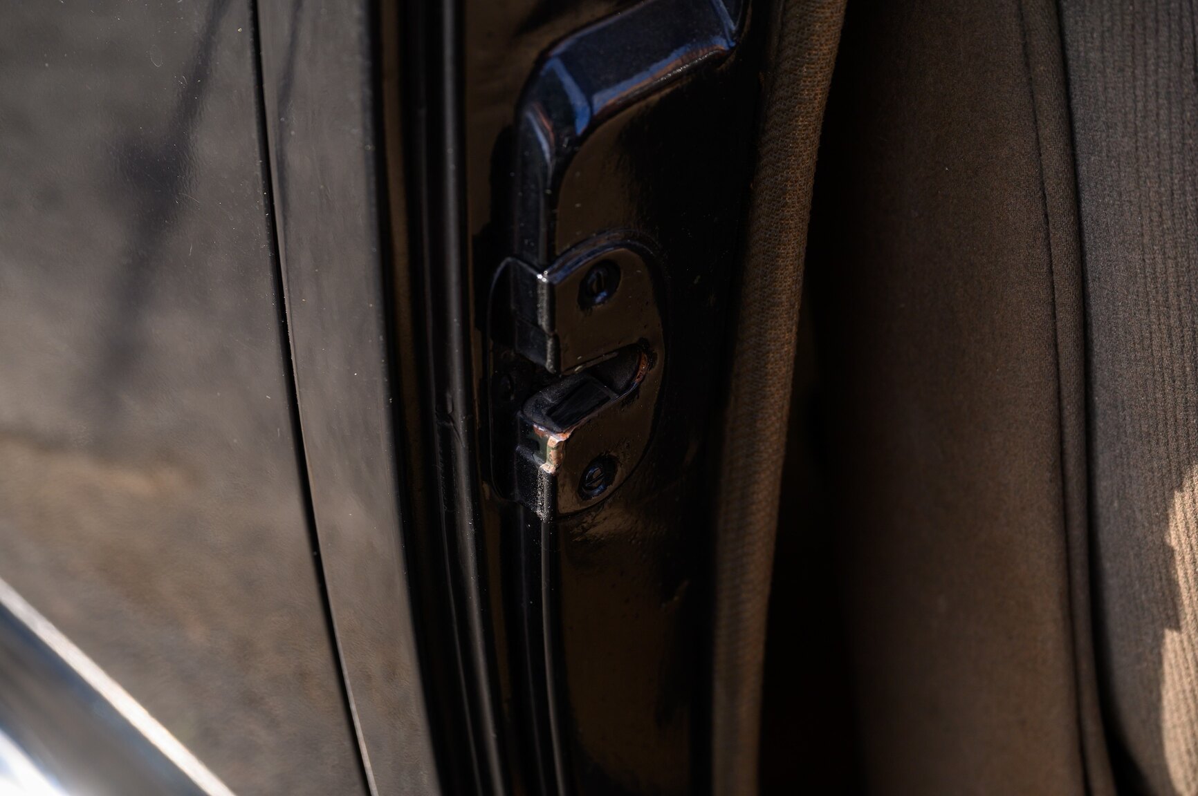 Interior image of 1941 Cadillac Model Sixty-One Fastback (37)