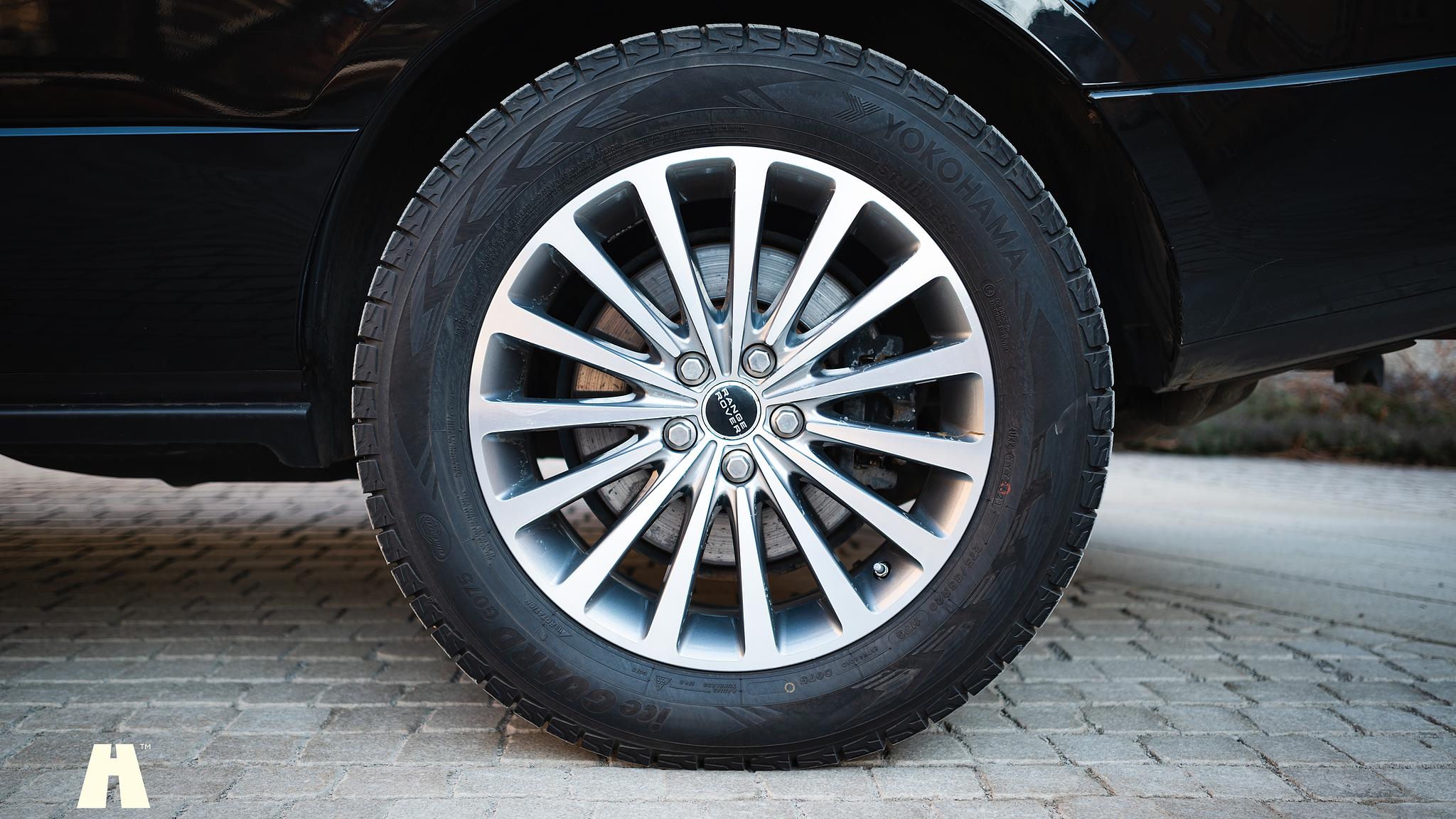 Exterior image of 2012 Land Rover Range Rover Westminster TDV8 (L322)