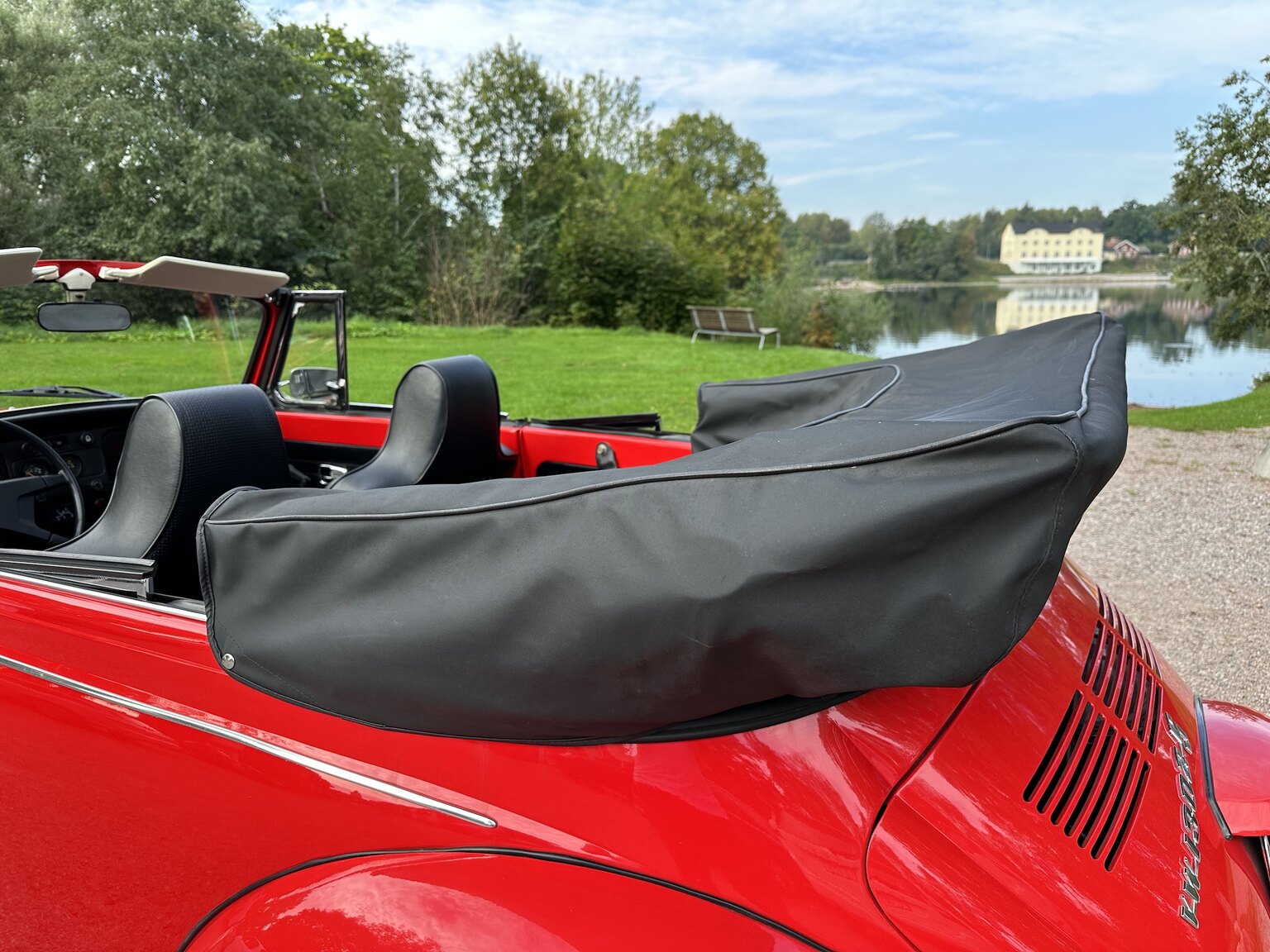 Exteriörbild på 1971 Volkswagen beetle 1302 cabriolet
