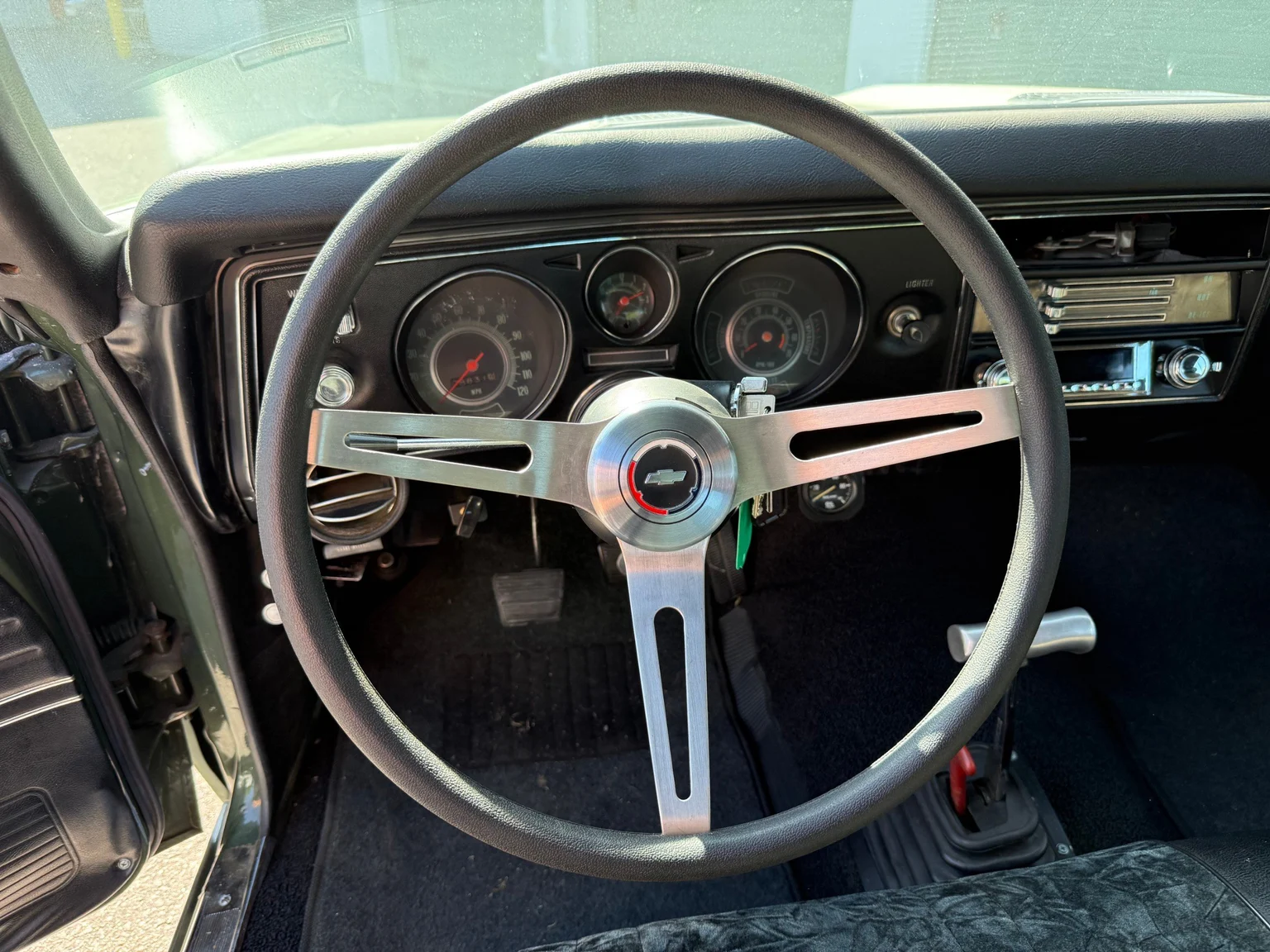 Innenraumfoto von 1969 Chevrolet Chevelle Malibu SS 396 Sport Coupé – NO RESERVE (8)