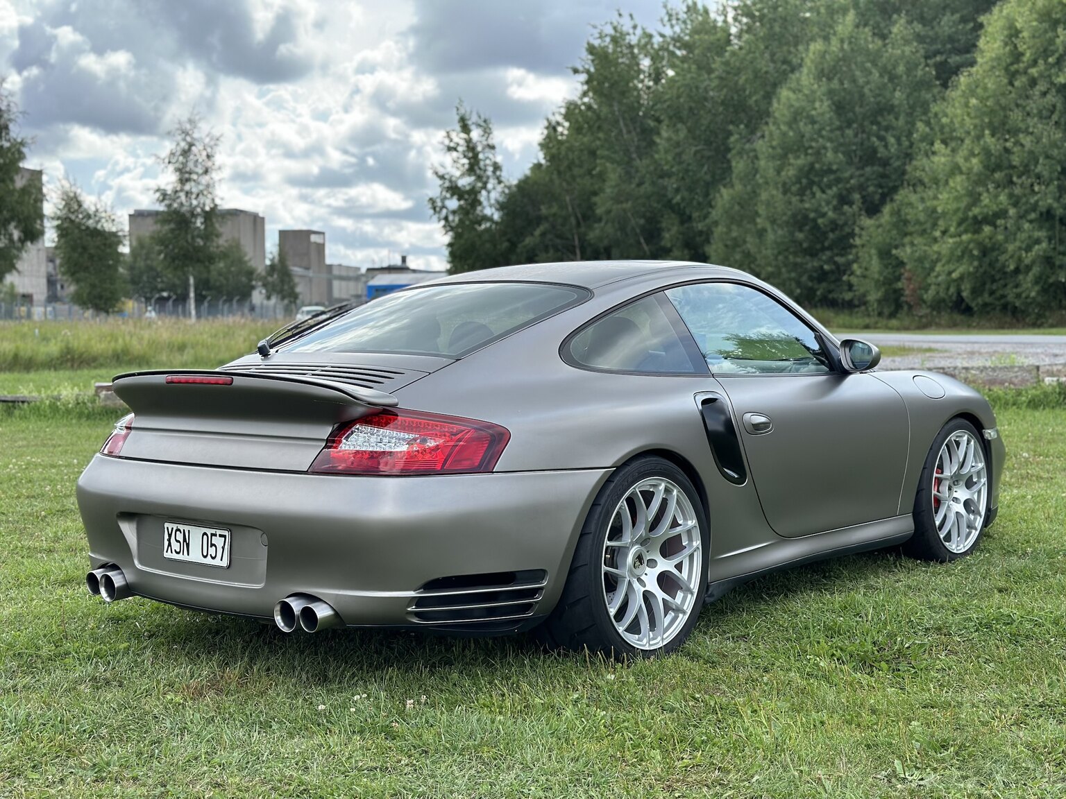 Exterior image of 2002 Porsche 996 Turbo