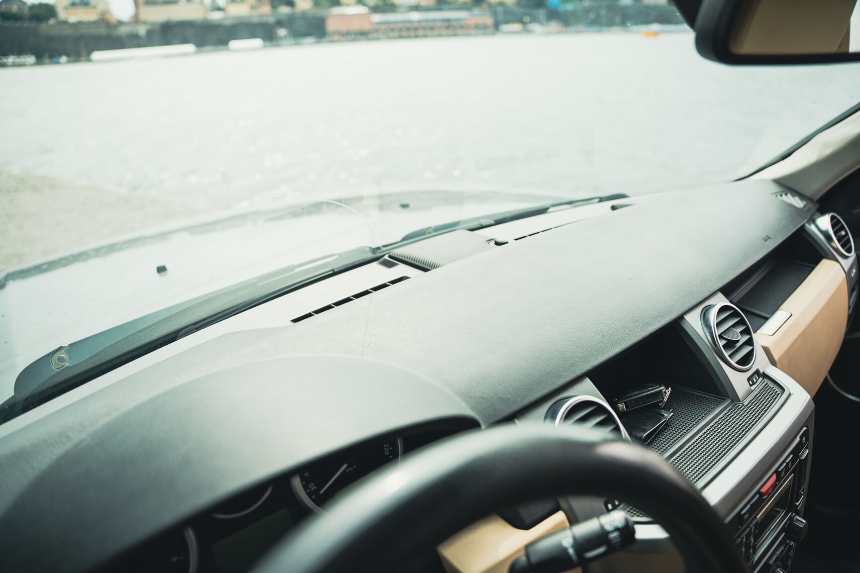 Innenraumfoto von 2008 Land Rover Discovery TDV6 SE (40)