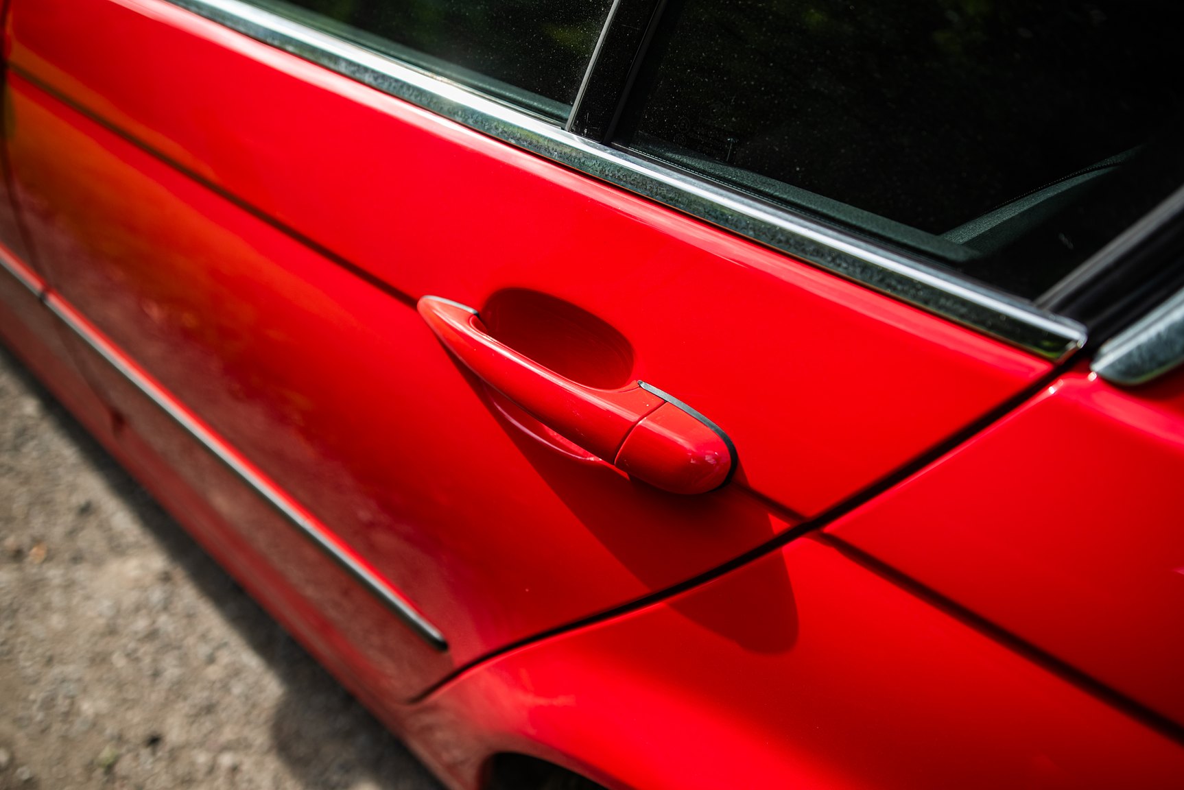 Exterior image of 2001 BMW 330Xi