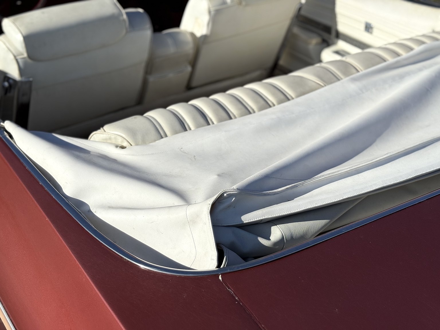 Exteriörbild på 1975 Oldsmobile Delta 88