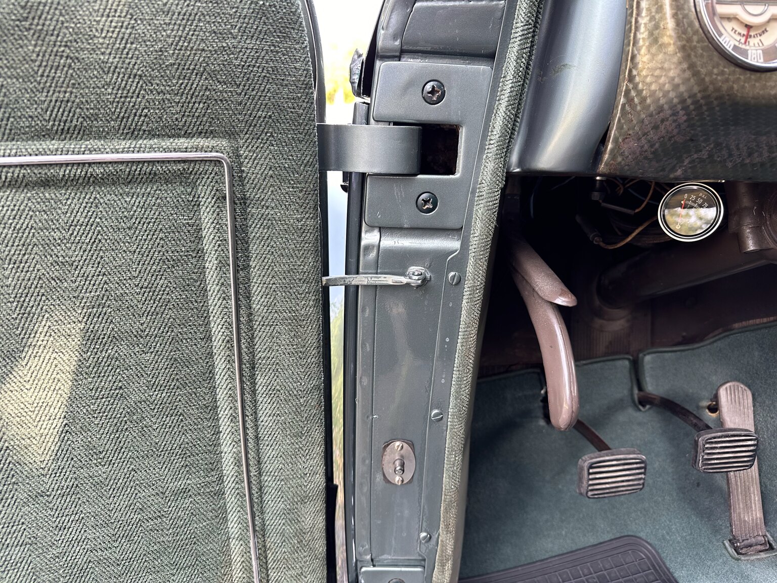 Interior image of Buick Sedan Special 8