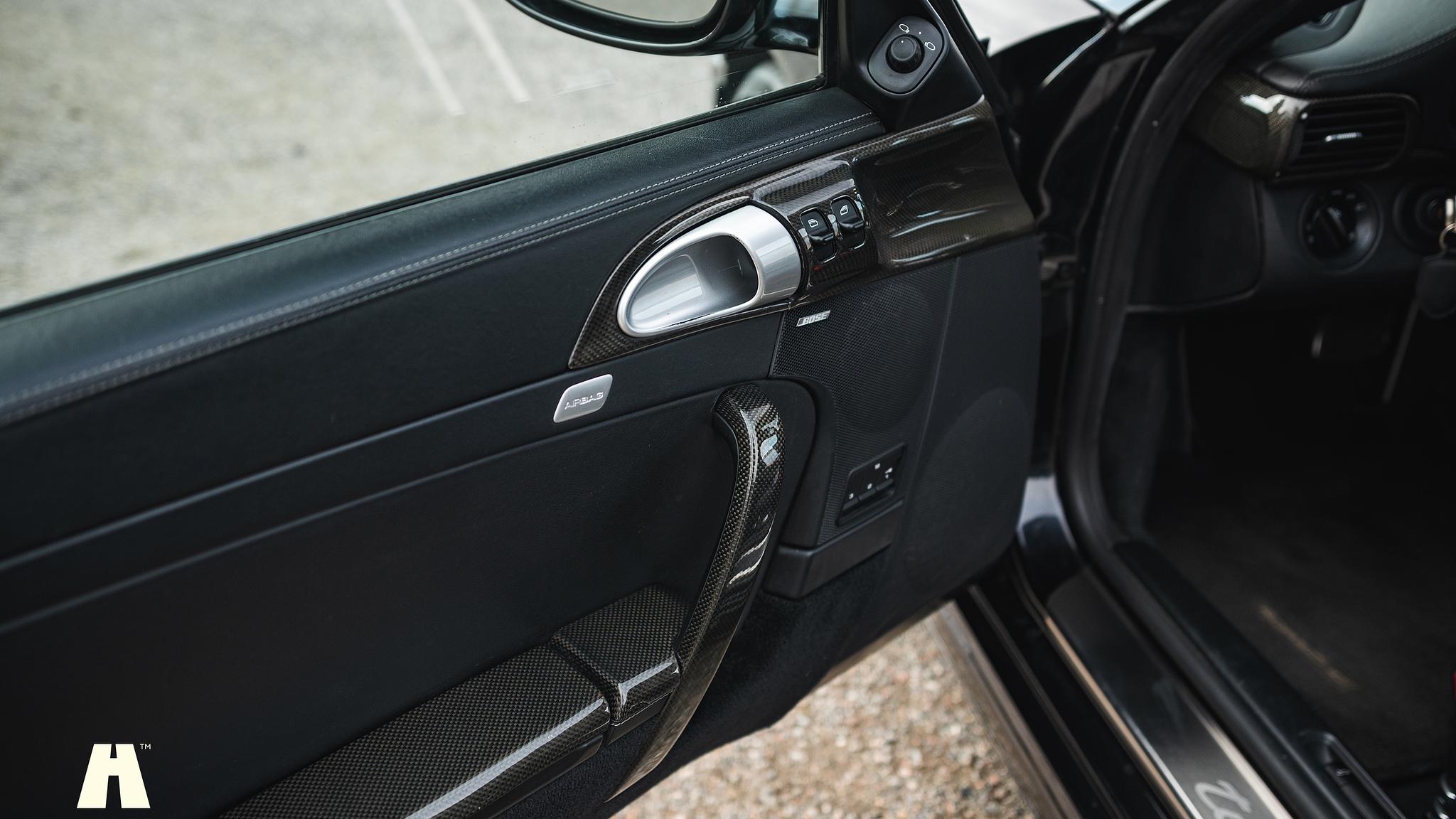 Innenraumfoto von 2007 Porsche 997 Turbo