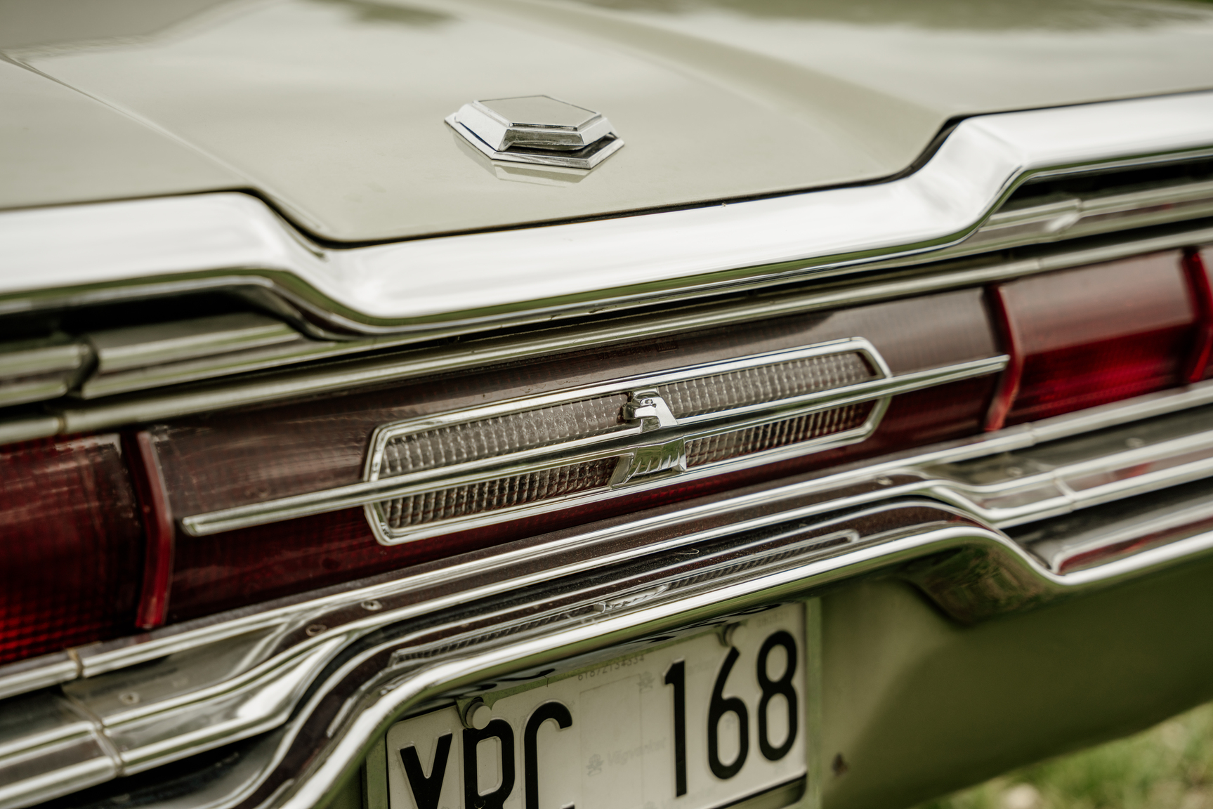 Exteriörbild på 1966 Ford Thunderbird 6.4 Landou Limited Edition