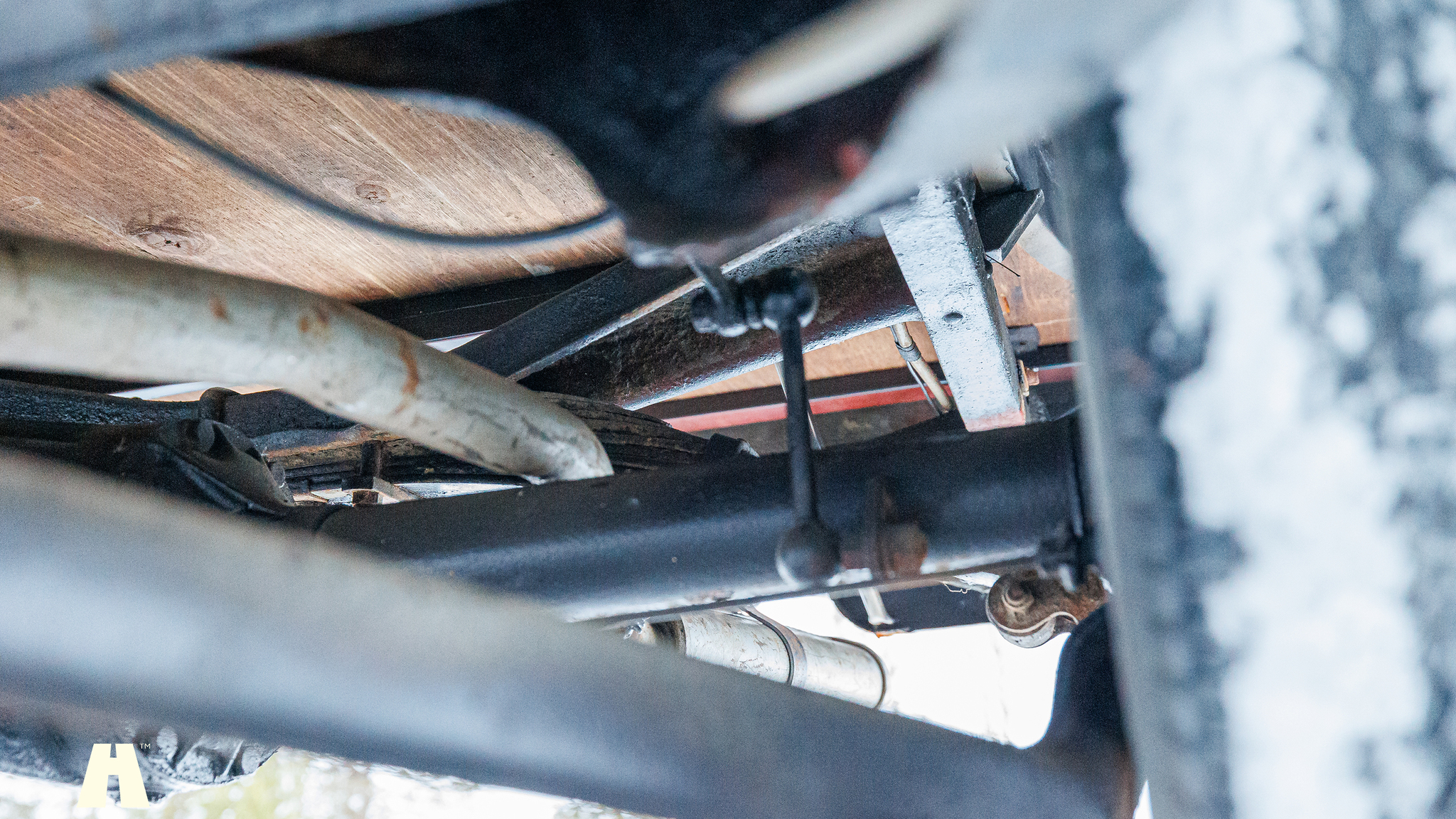 Image of 1952 Ford E4930 Van (29) mechanics