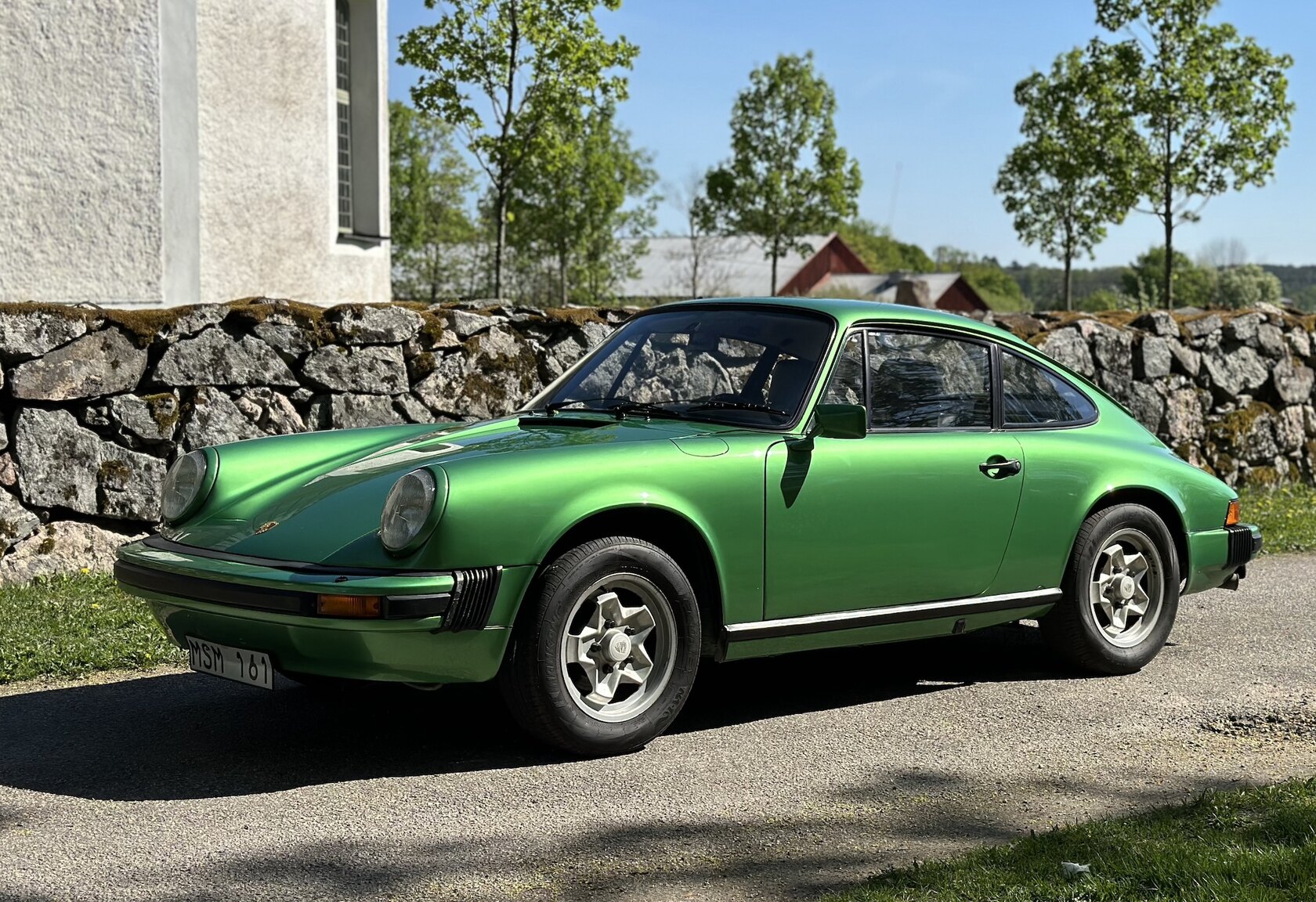 Aussenfoto 1975 Porsche 911