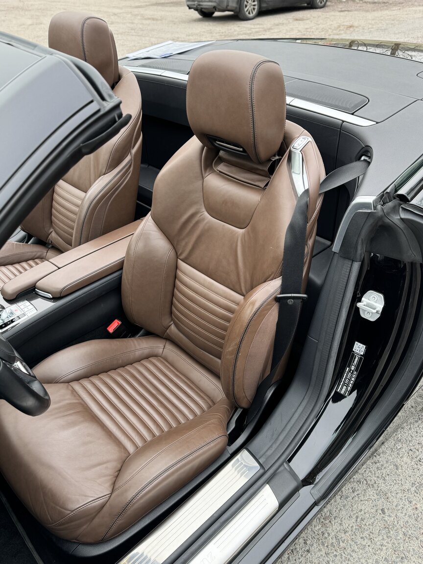 Innenraumfoto von 2013 MERCEDES-BENZ SL 500 (8)