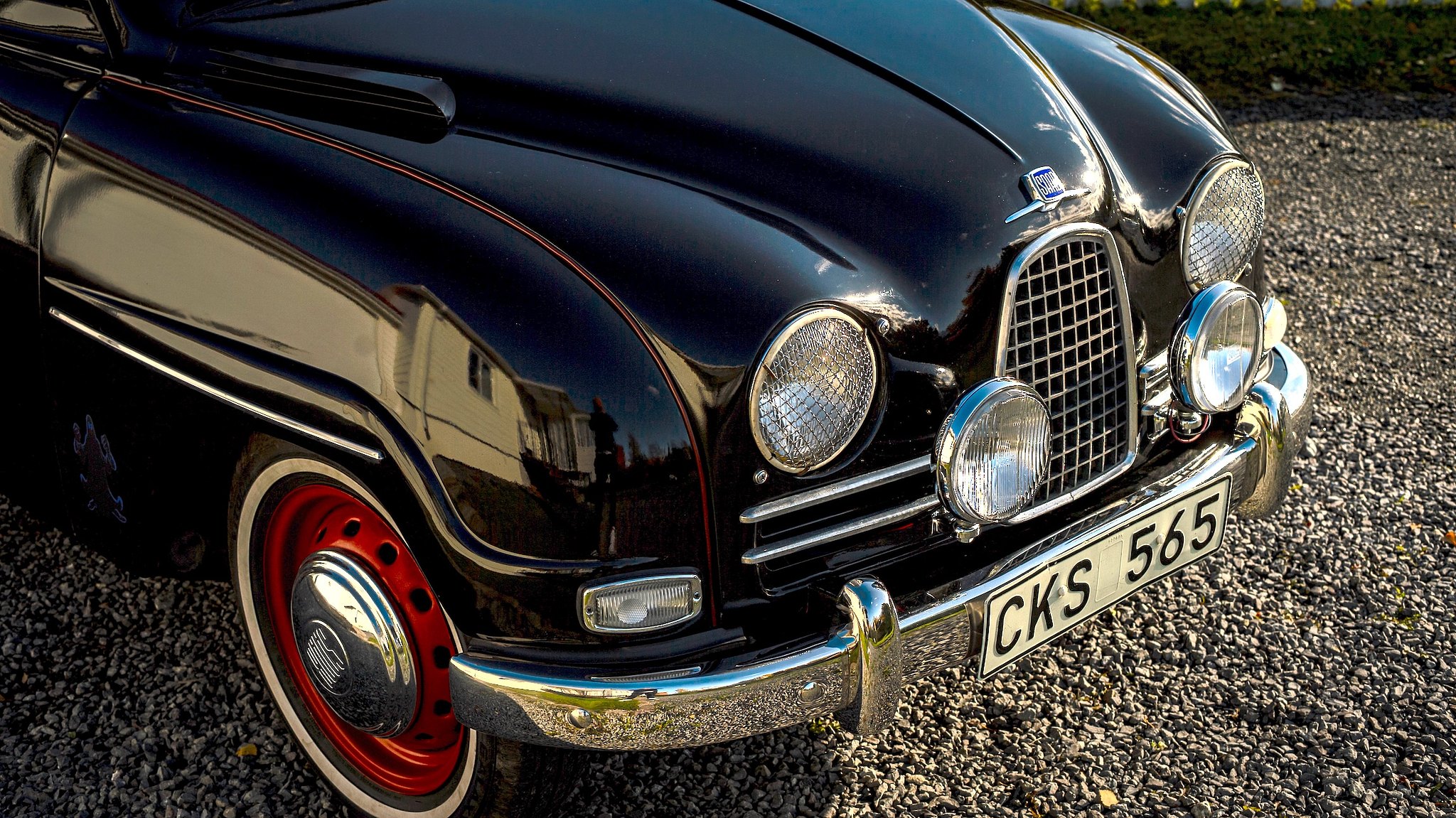 Exterior image of 1960 Saab 96 (8)
