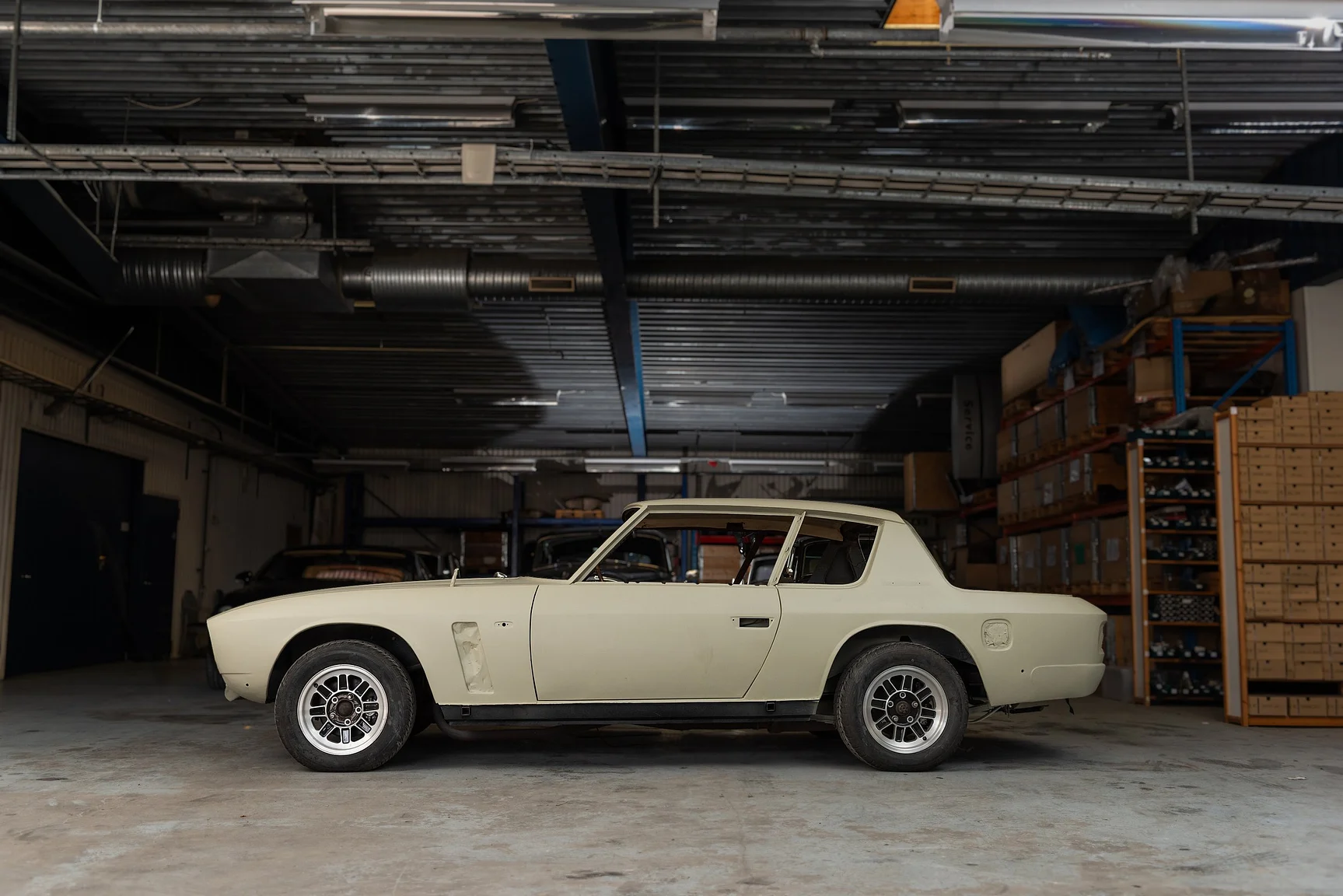 Exteriörbild på 1968 Jensen Interceptor (2)