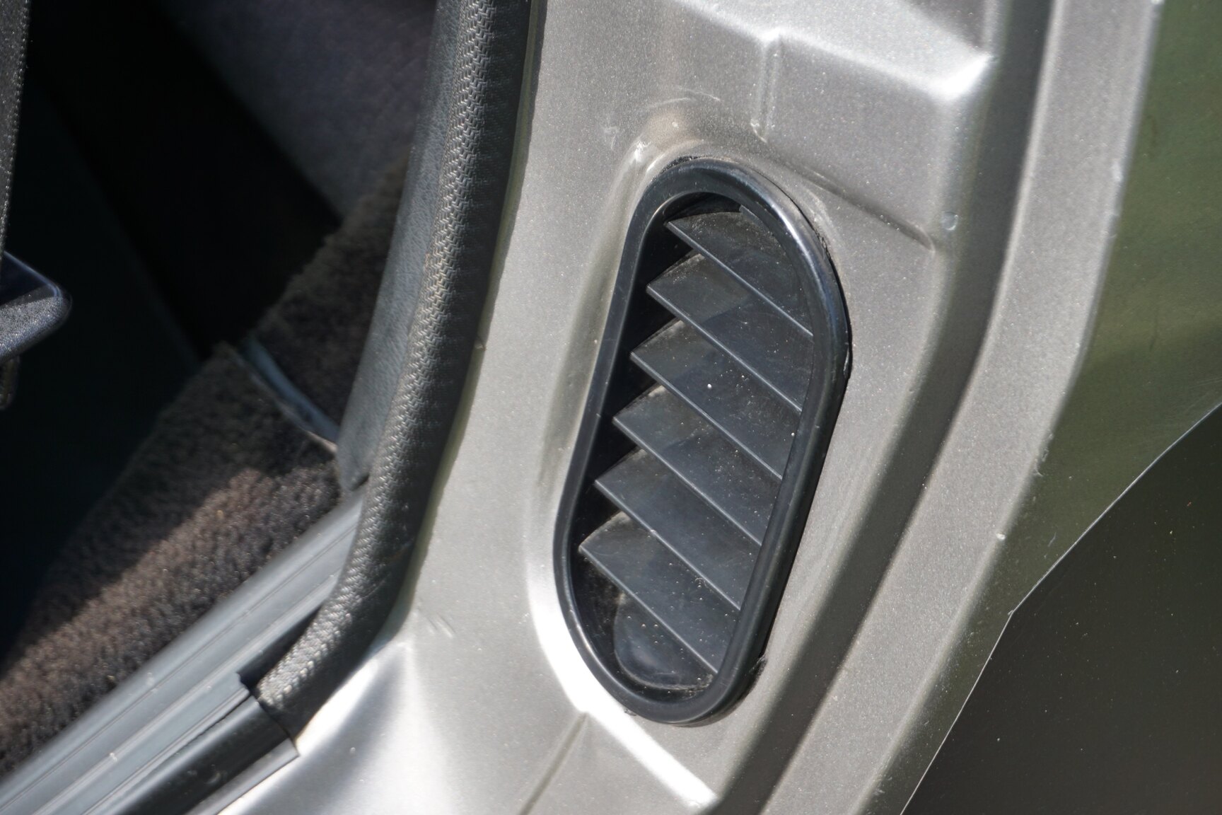 Interior image of 1985 Porsche 944 "NO RESERVE AUCTION"