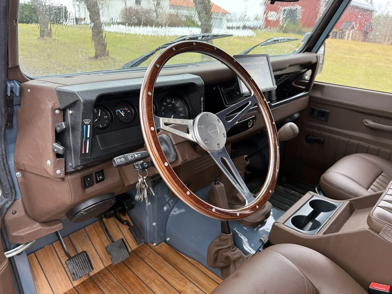 Innenraumfoto von 2000 Land Rover Defender 110 C (7)