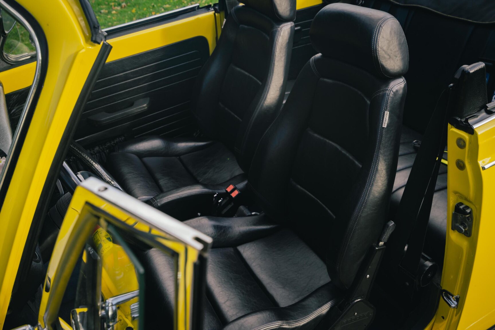 Interiörbild 1973 Volkswagen Bubbla Karmann 1303 LS (22)