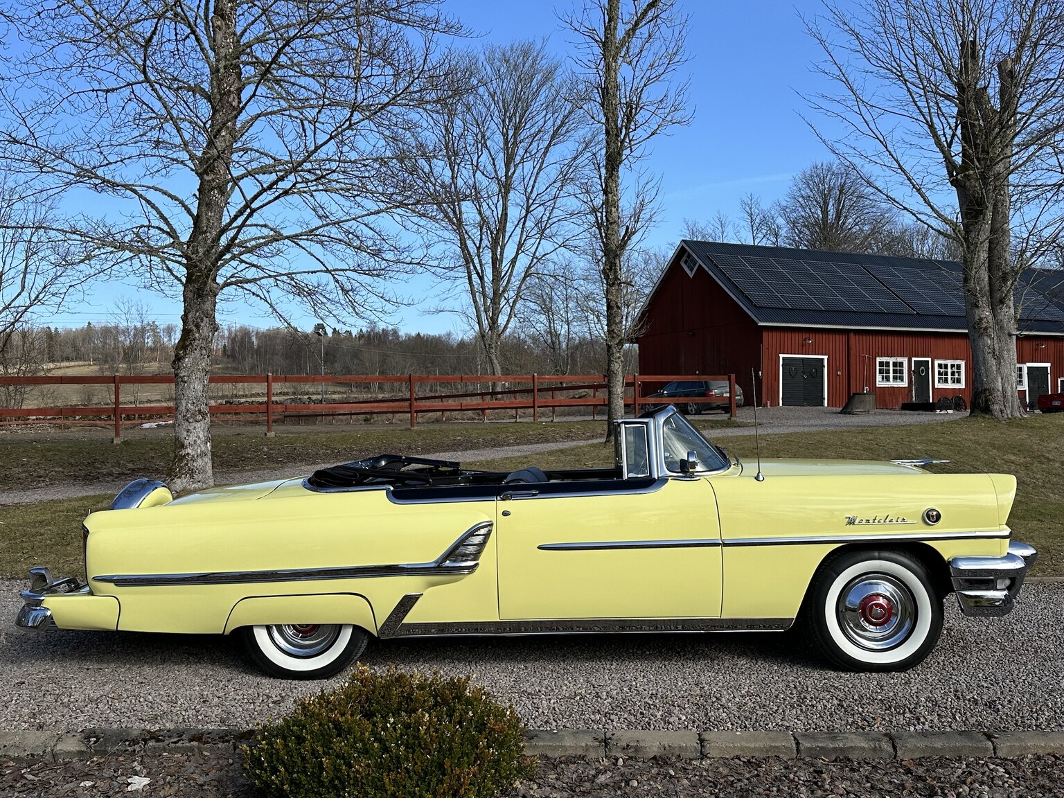 Exteriörbild på 1955 Mercury Montclair