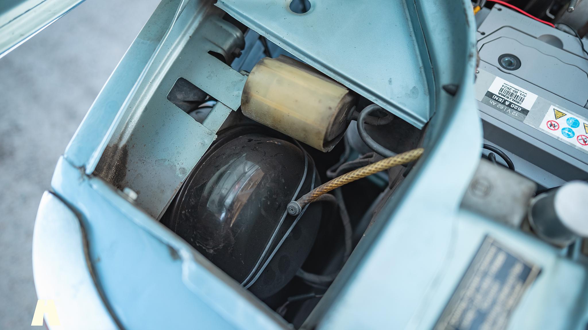 Image of 1974 BMW 2002 mechanics
