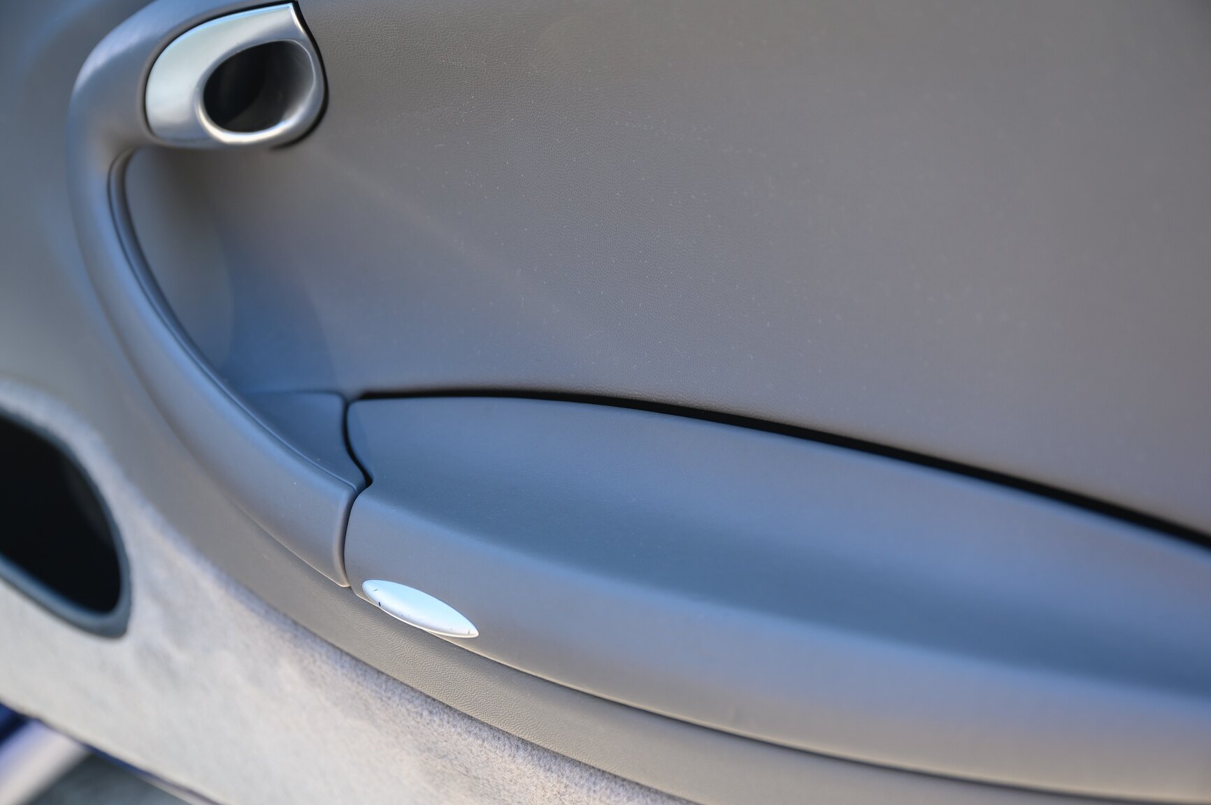 Innenraumfoto von 1998 Porsche 911 Carrera Tiptronic (49)