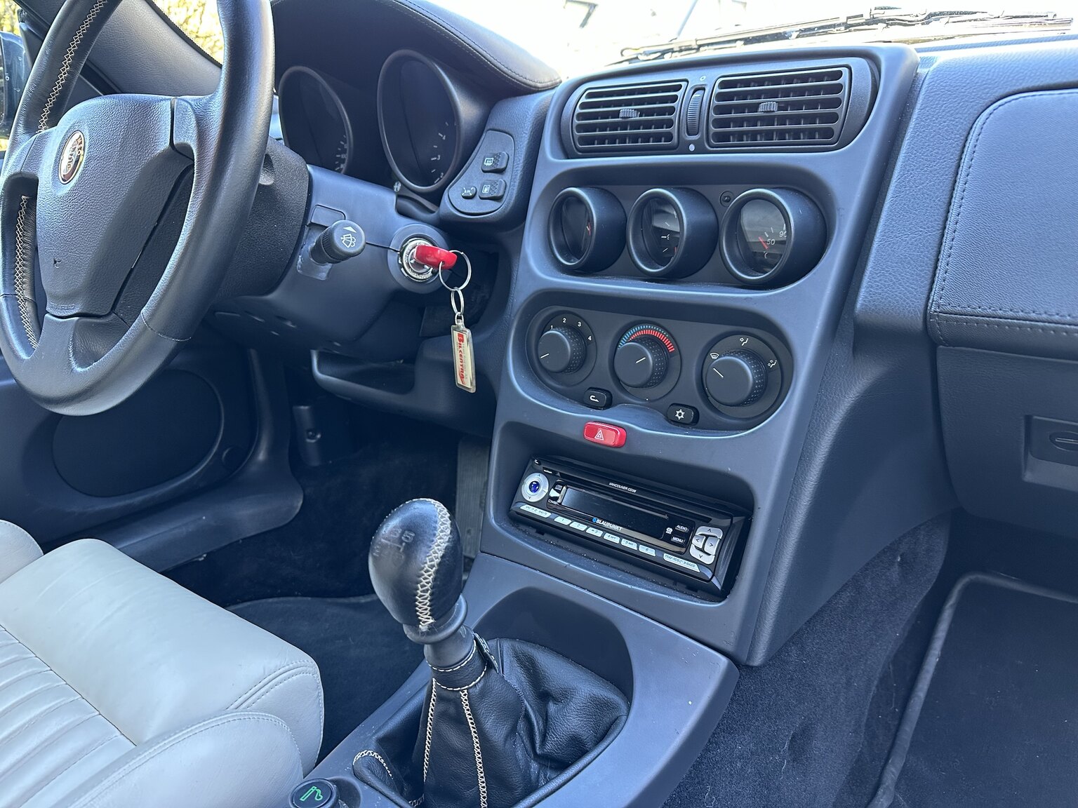 Interiörbild 1997 Alfa Romeo GTV 3.0