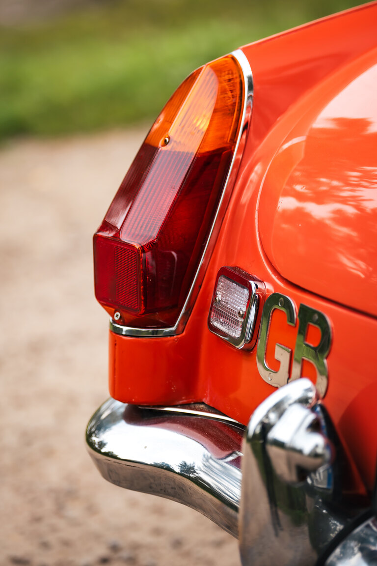 Exterior image of 1973 MG MGB Roadster (27)