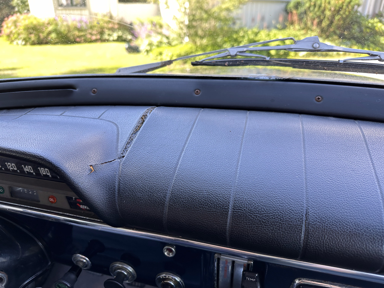 Interior image of 1970 Volvo Amazon 121 (11)