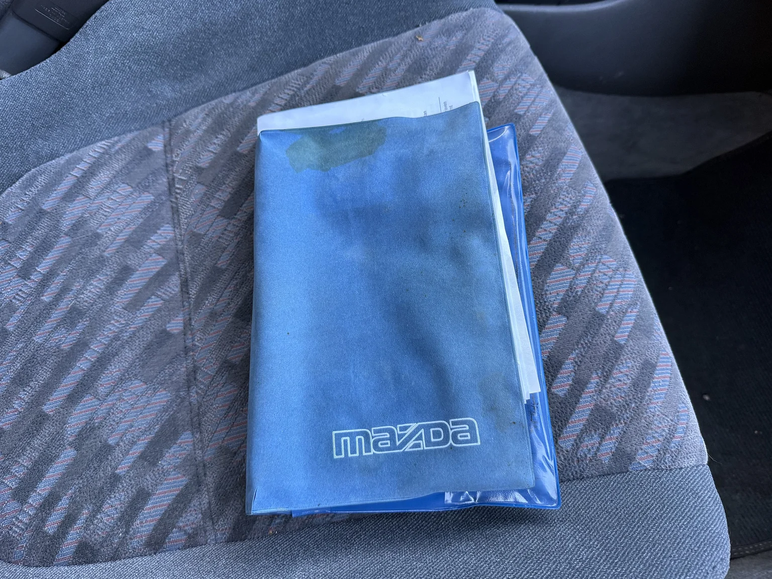 Dokumentation för 1992 Mazda 626 Hatchback 2.5 V6 Automatic (1)