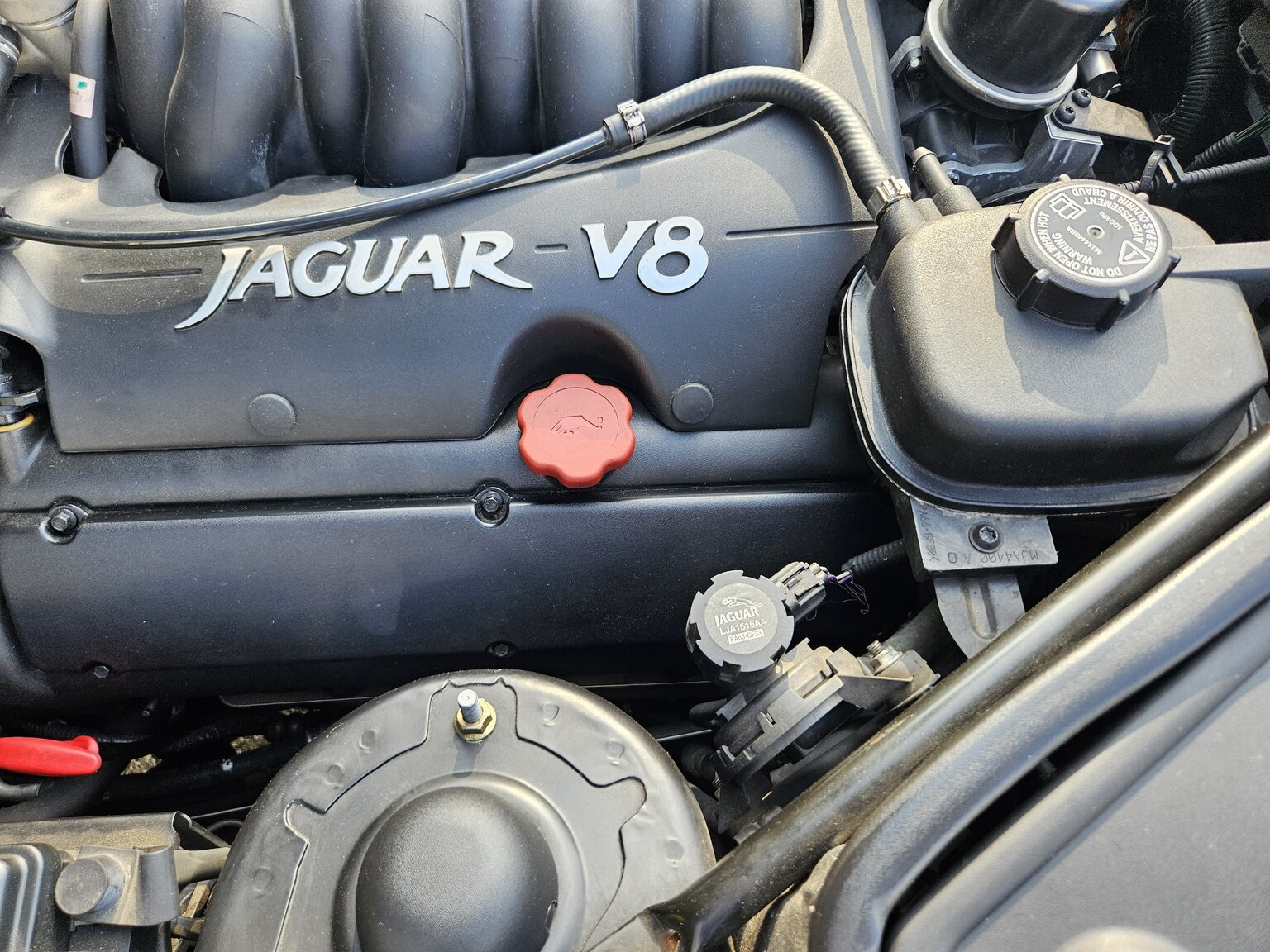 1998 Jaguar XK8 Cabriolet, Mekanik