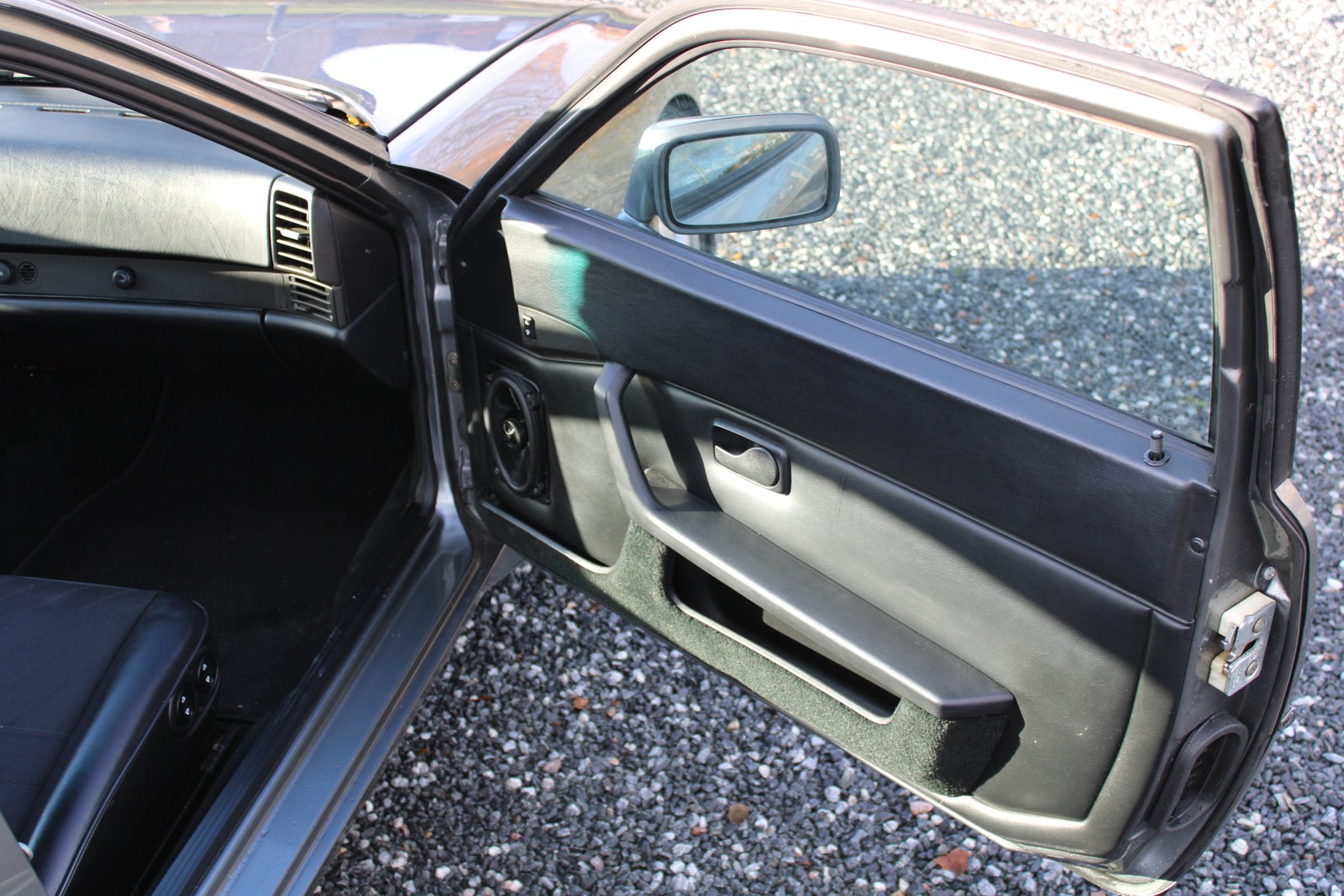 Innenraumfoto von 1991 PORSCHE 944 S2