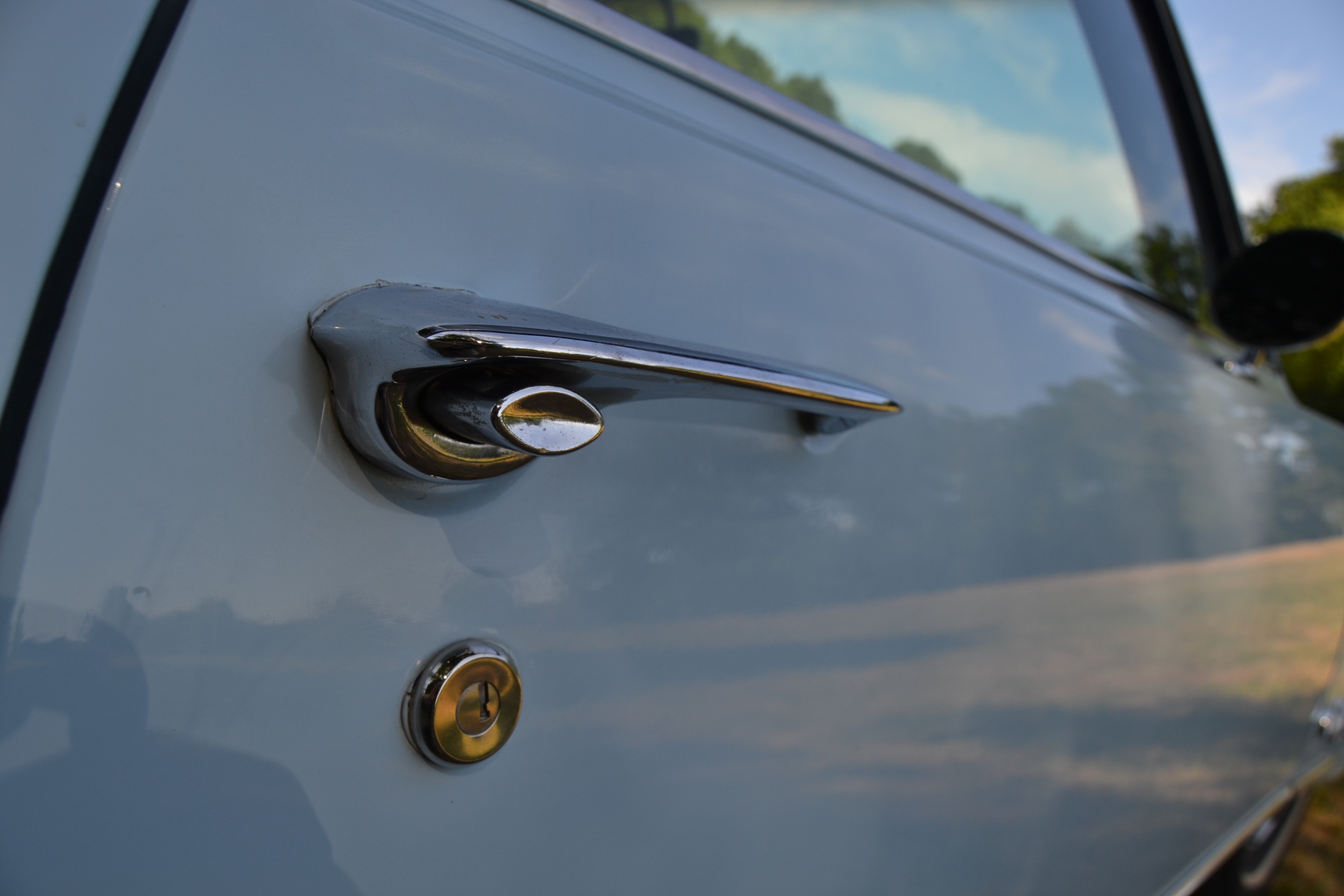 Exterior image of 1970 Oldsmobile Ninety eight Convertible (43)