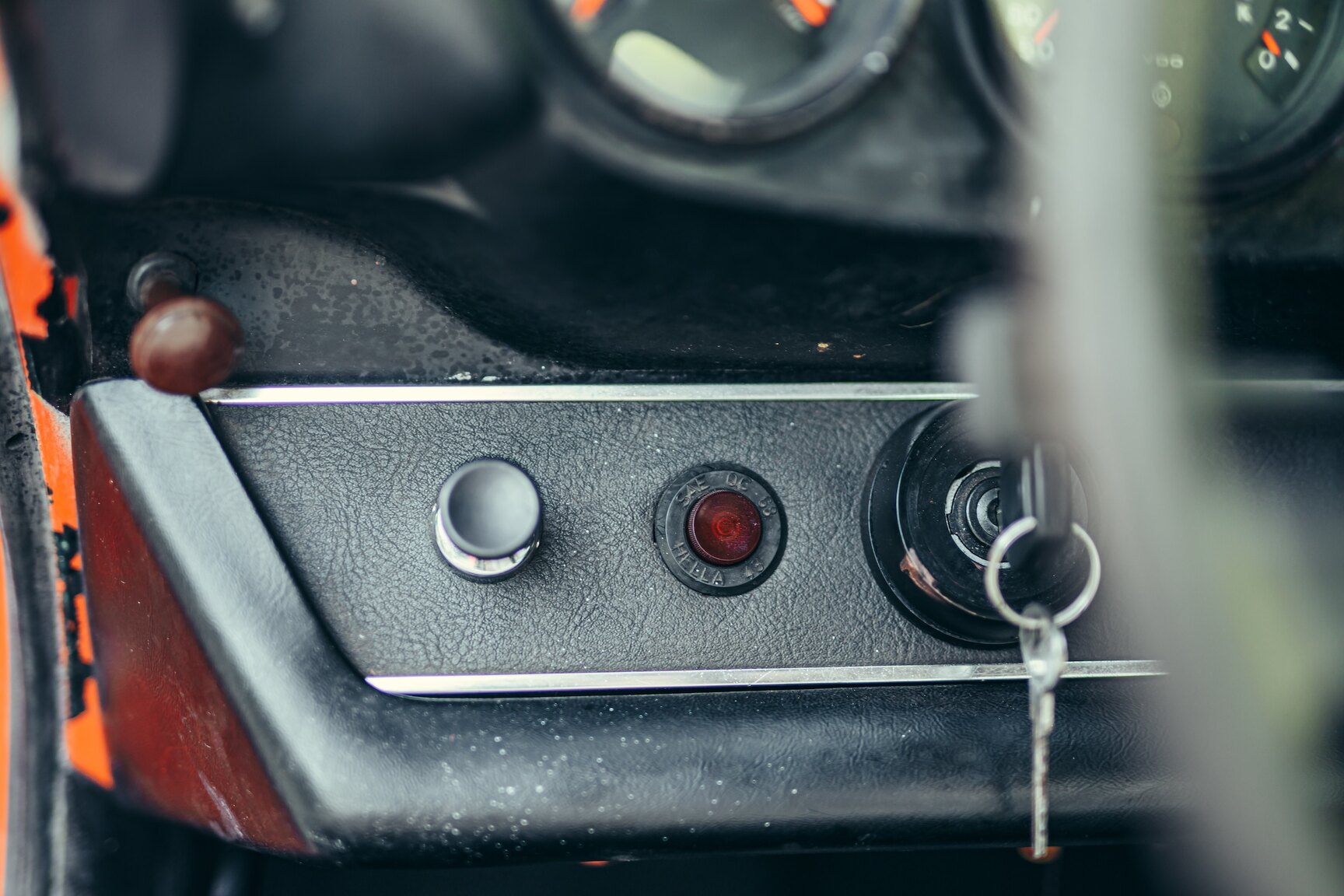 Interior image of 1972 Porsche 911E
