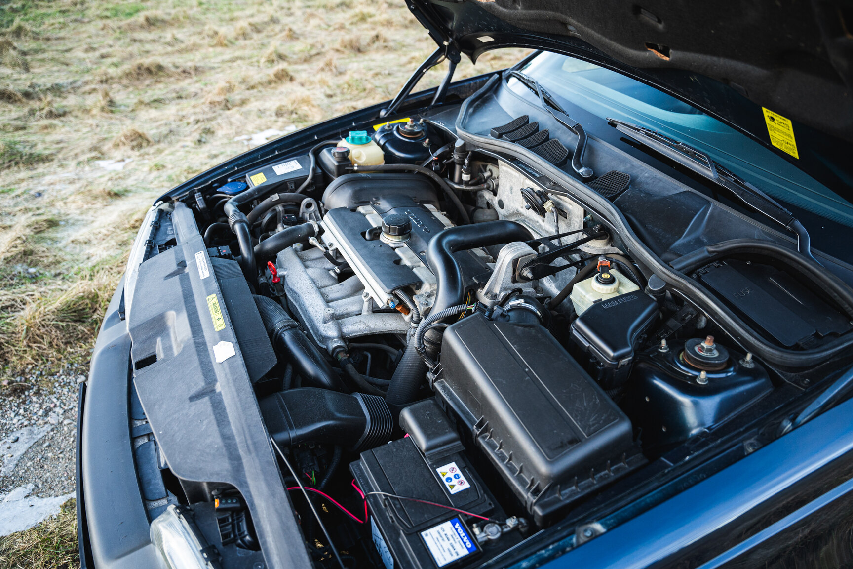 Image of 2000 Volvo V70 XC mechanics