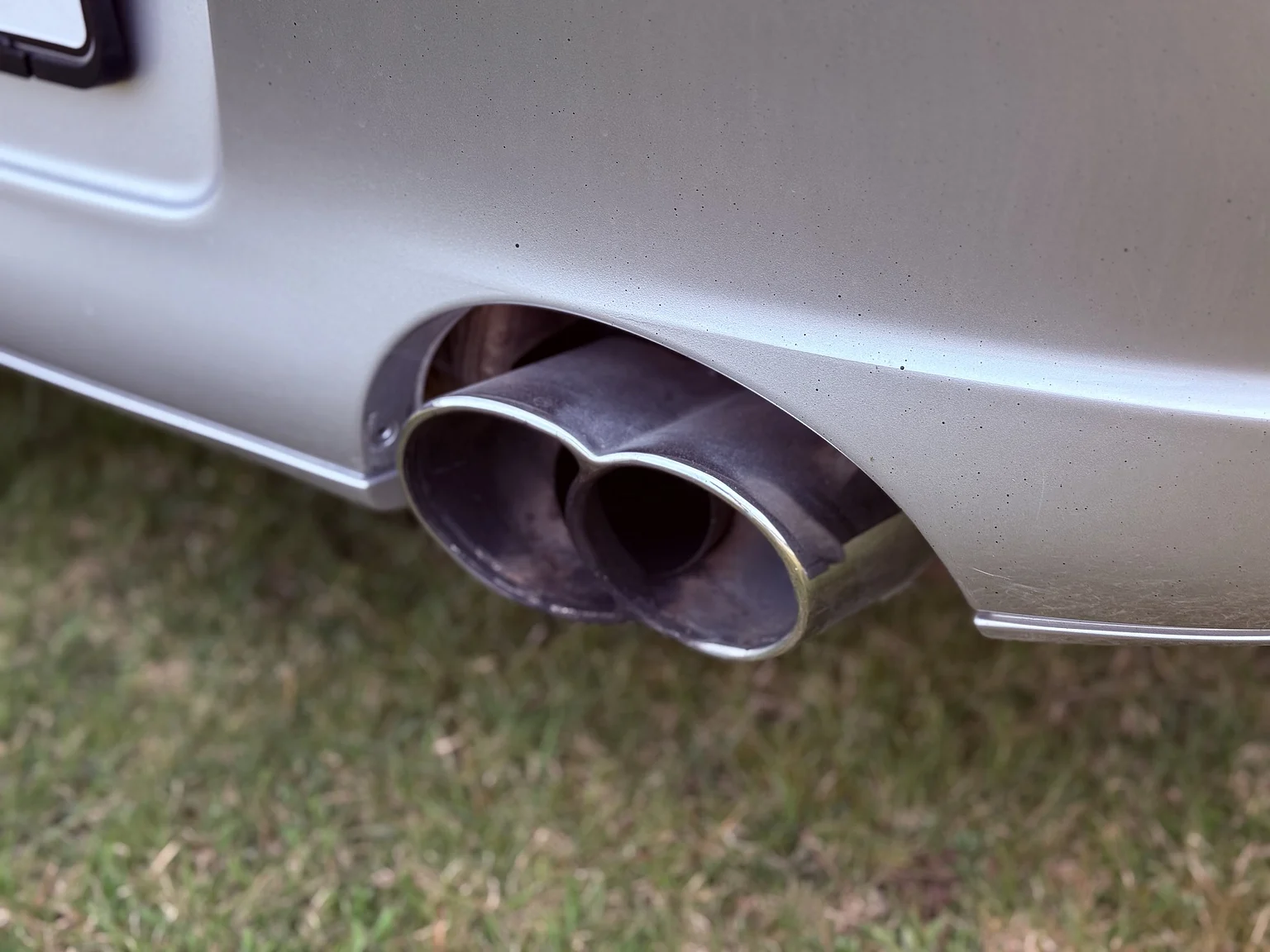 Exteriörbild på 2005 Porsche 996 Turbo S (46)