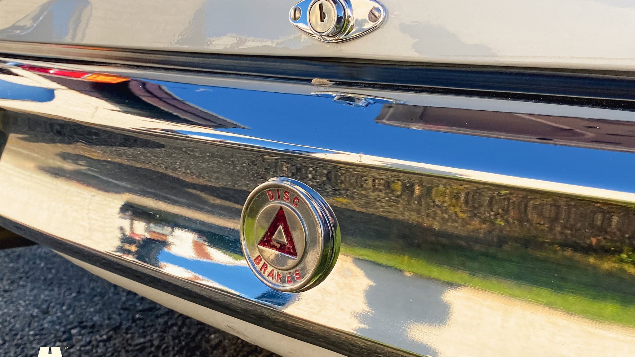 Aussenfoto 1961 Jaguar Mark 2