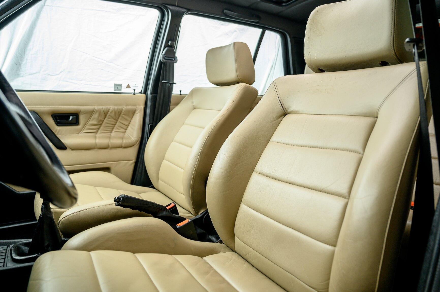 Interior image of 1991 Volkswagen Golf Country Chrome Edition (2)