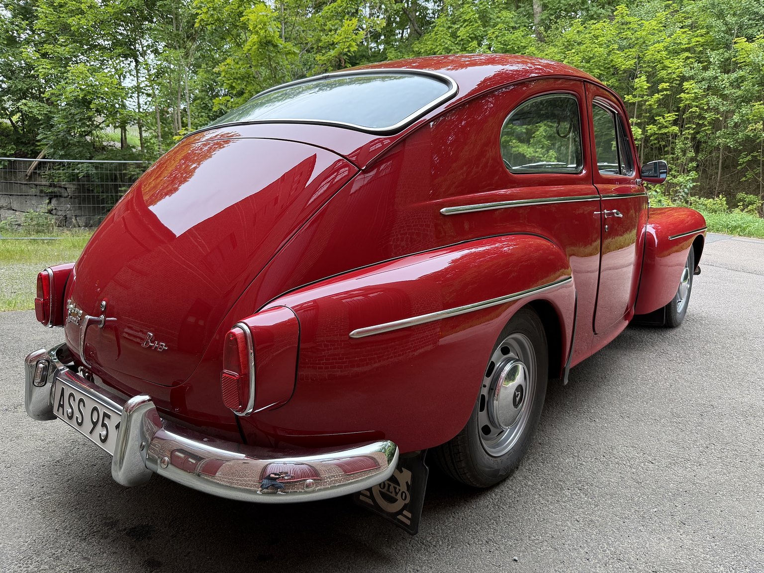 Exterior image of 1962 Volvo PV 544C Sport