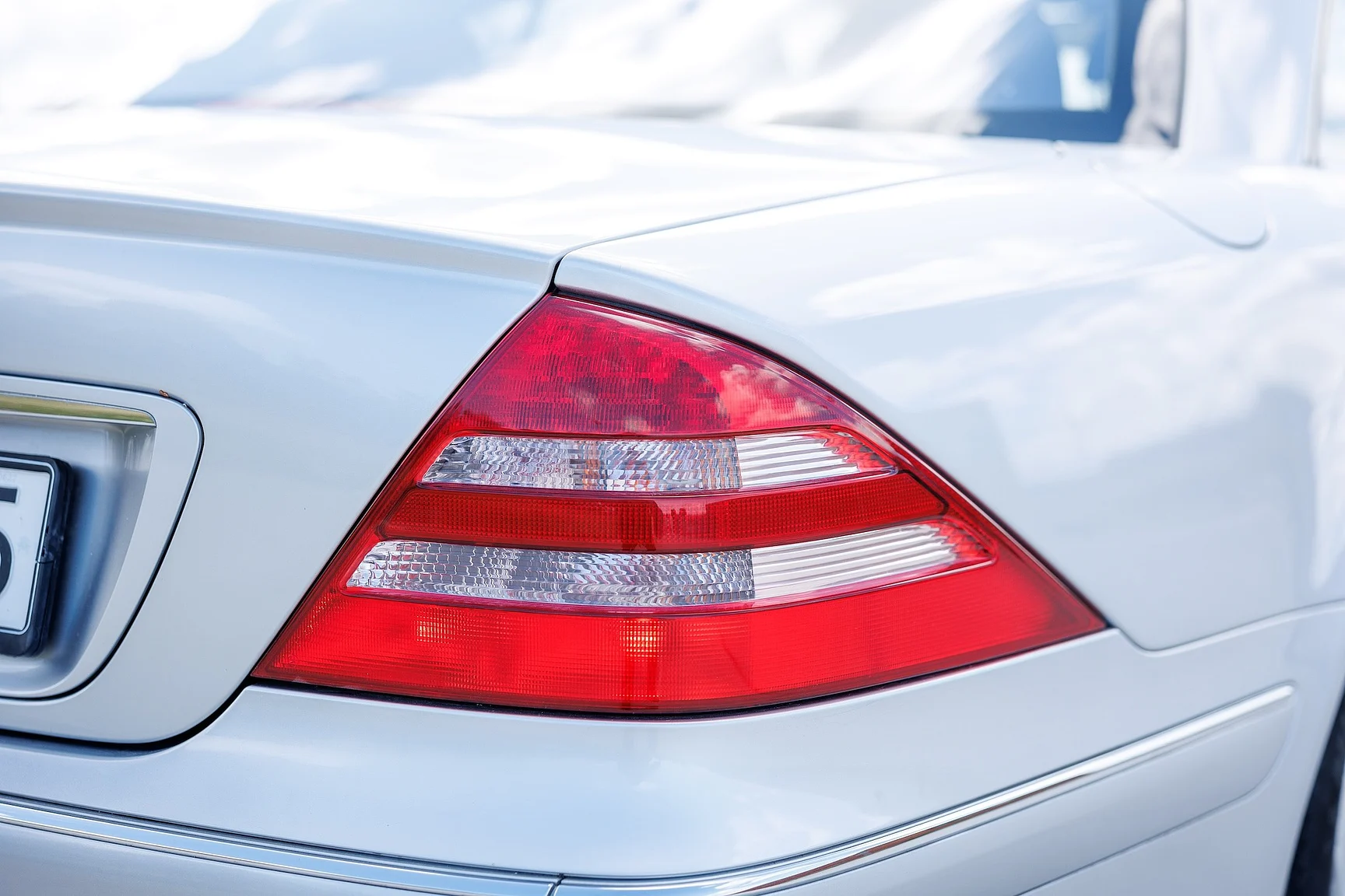 Exteriörbild på 2000 Mercedes-Benz CL 600 (21)