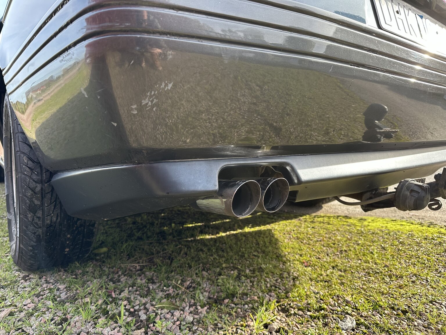 Exterior image of 1994 Alfa Romeo 164
