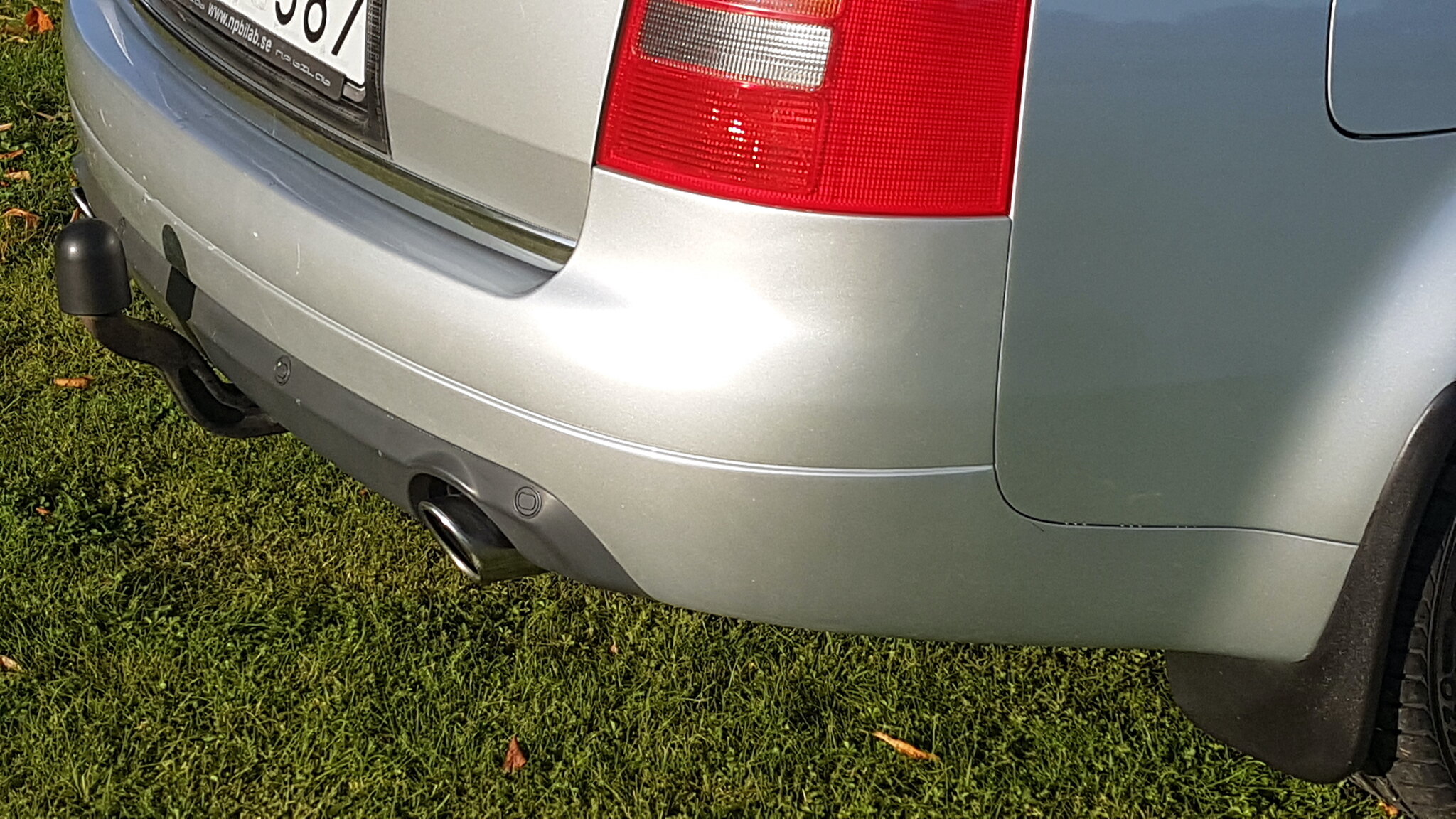Exteriörbild på 2000 Audi S6 Avant