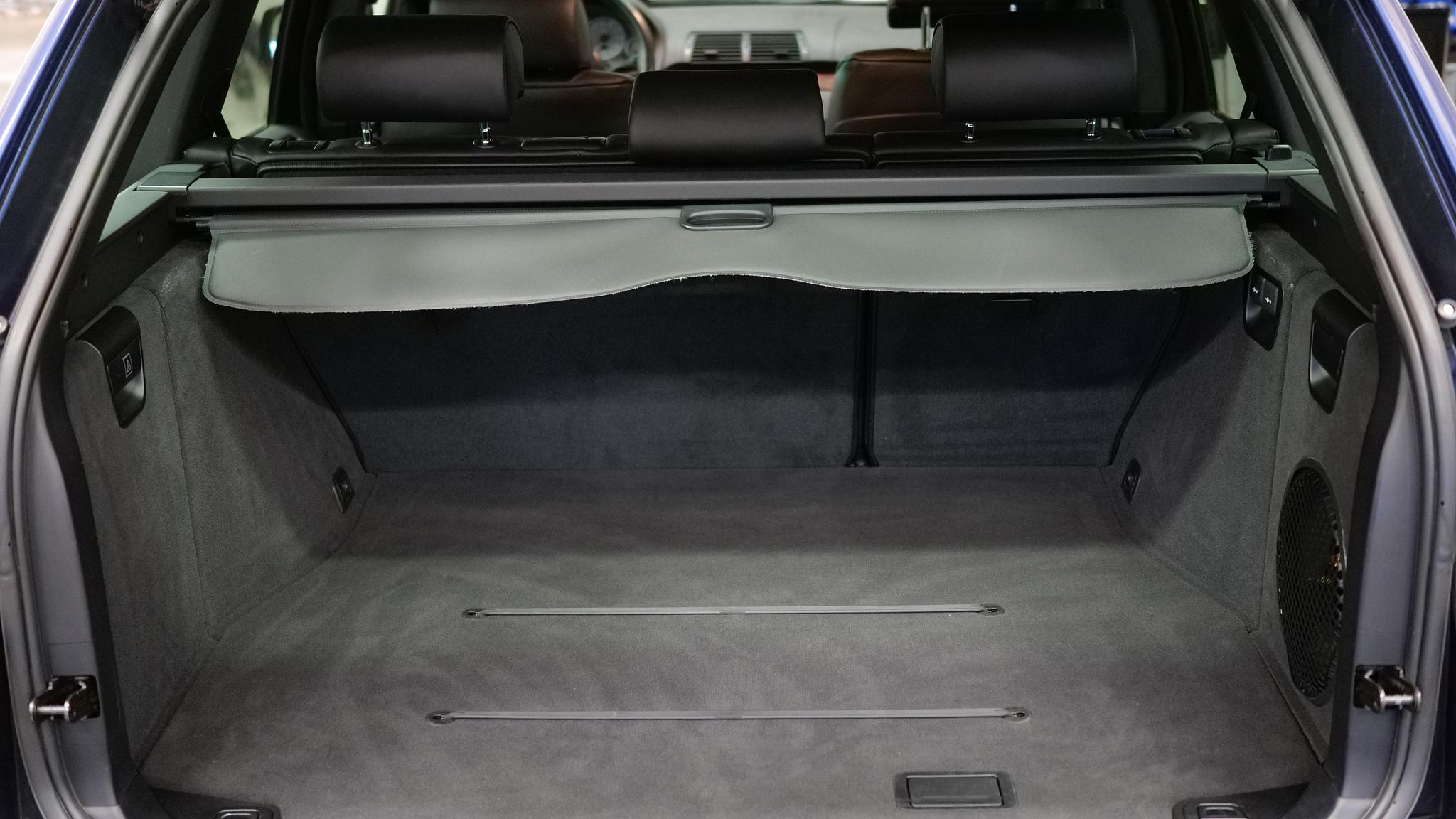 Interiörbild 2005 BMW X5 4,8IS (13)