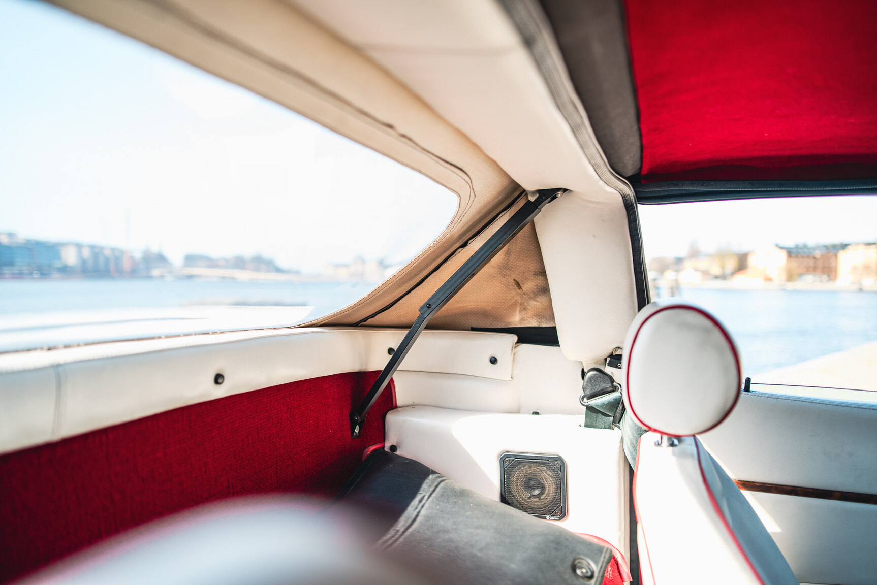 Interiörbild 1985 TVR 350i Cabriolet 3.5 V8